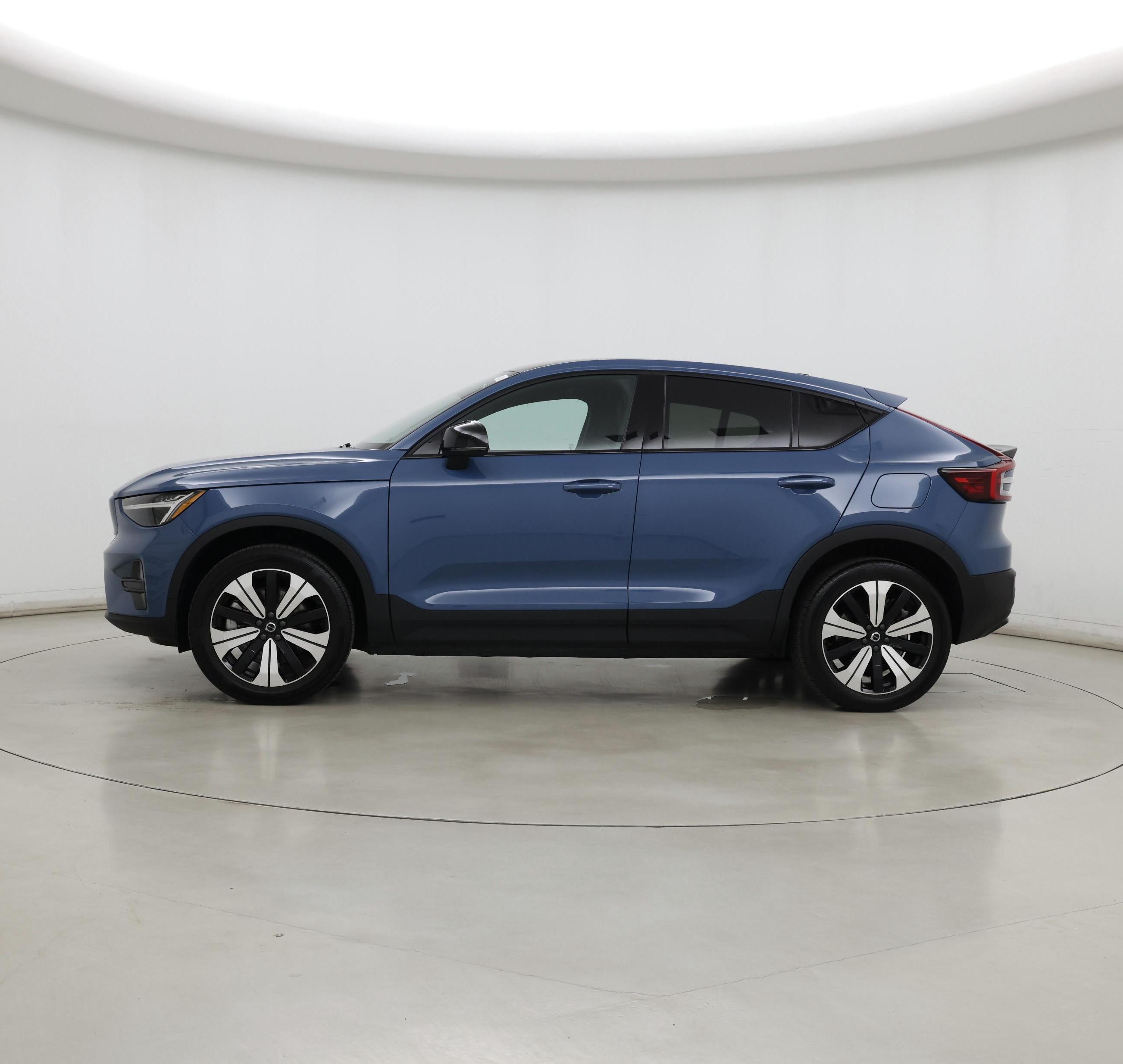 Thumbnail: 2023 Volvo C40 - 3