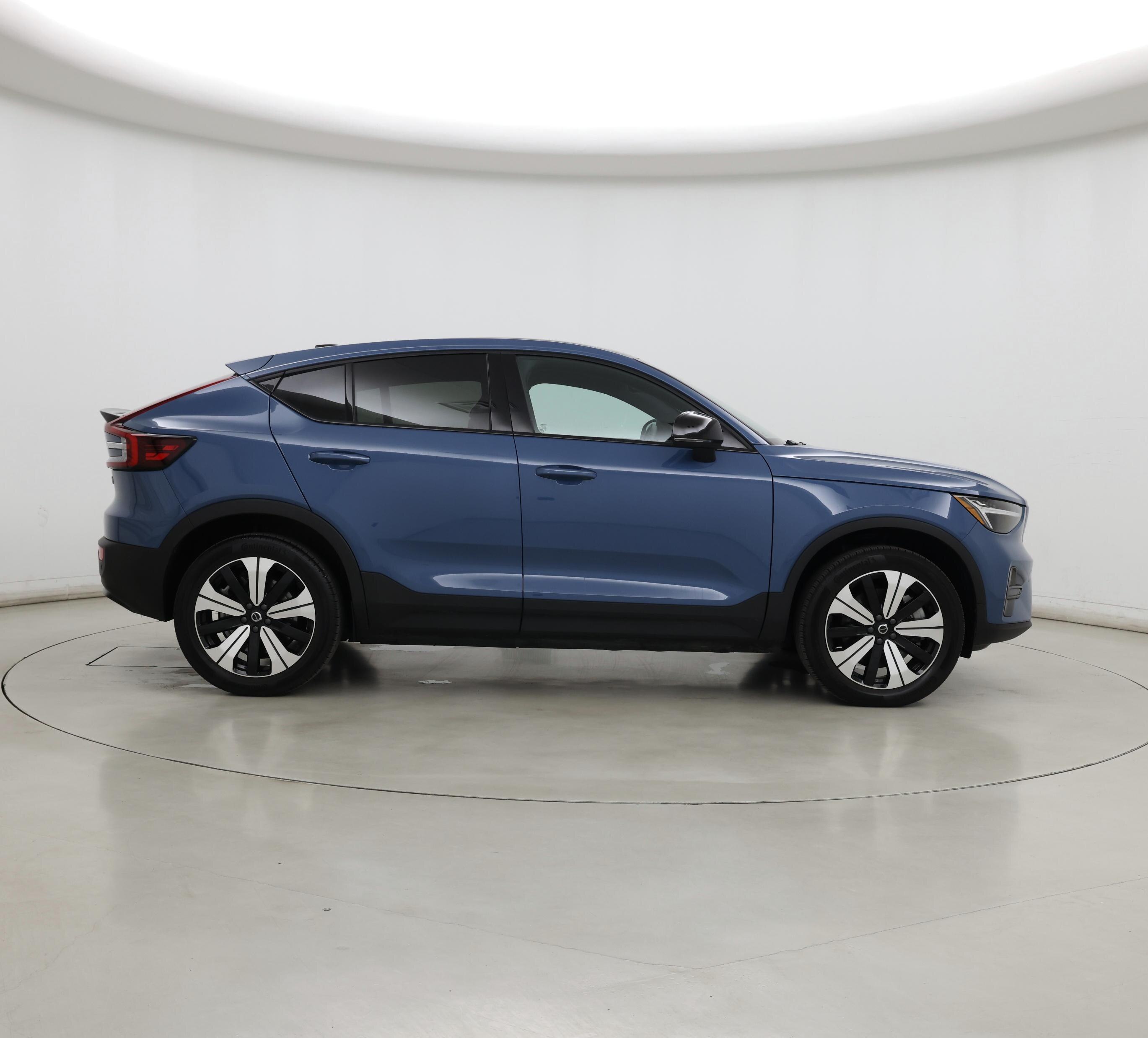 Thumbnail: 2023 Volvo C40 - 7