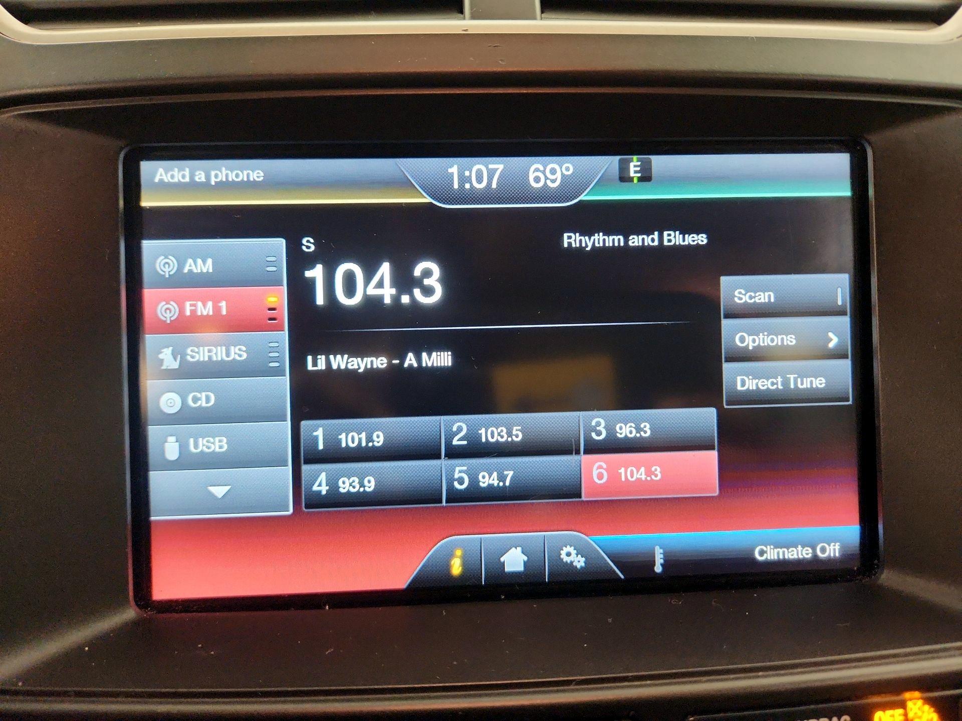 Thumbnail: 2016 Ford Explorer - 16