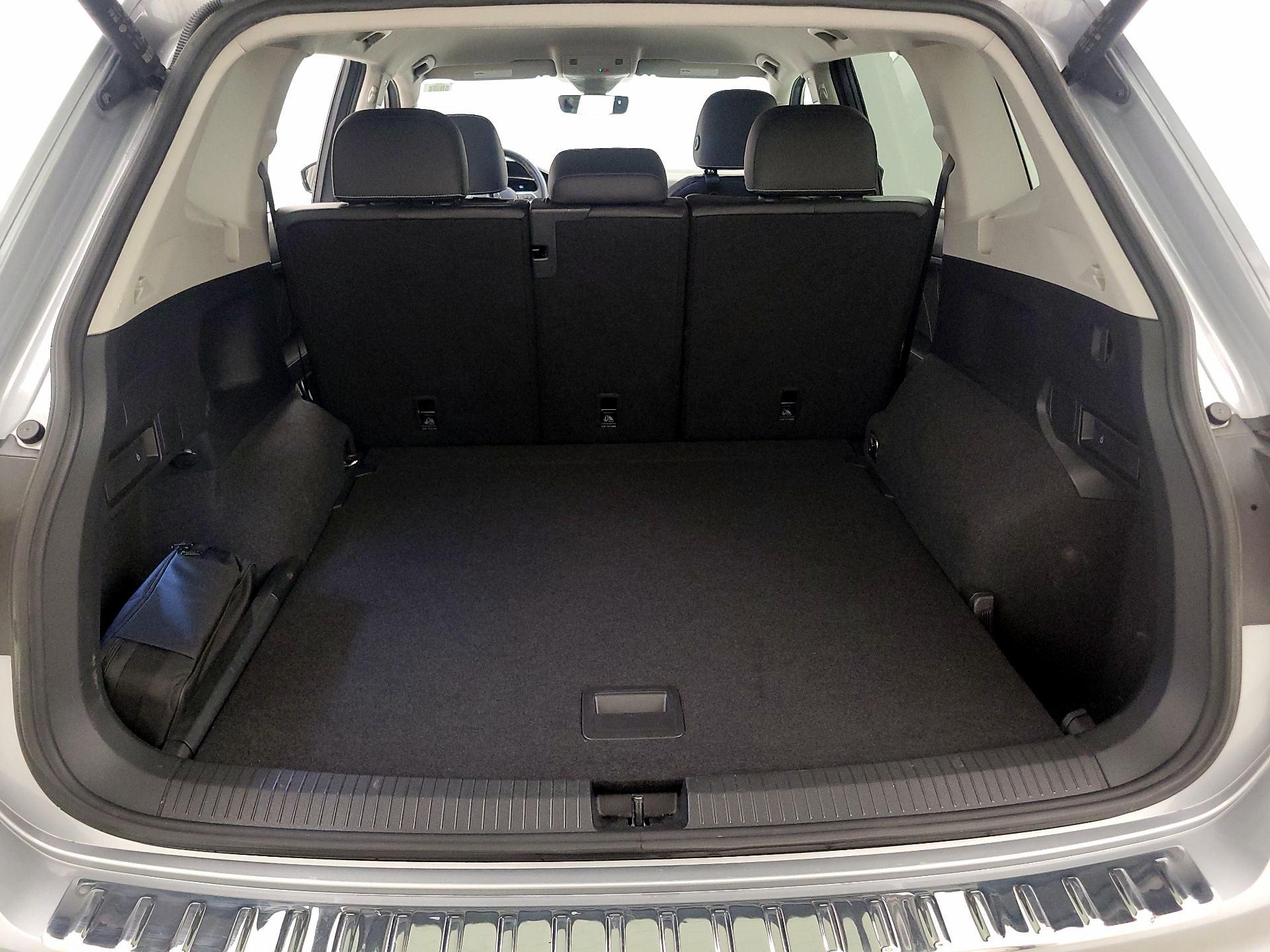 Thumbnail: 2022 Volkswagen Tiguan - 20