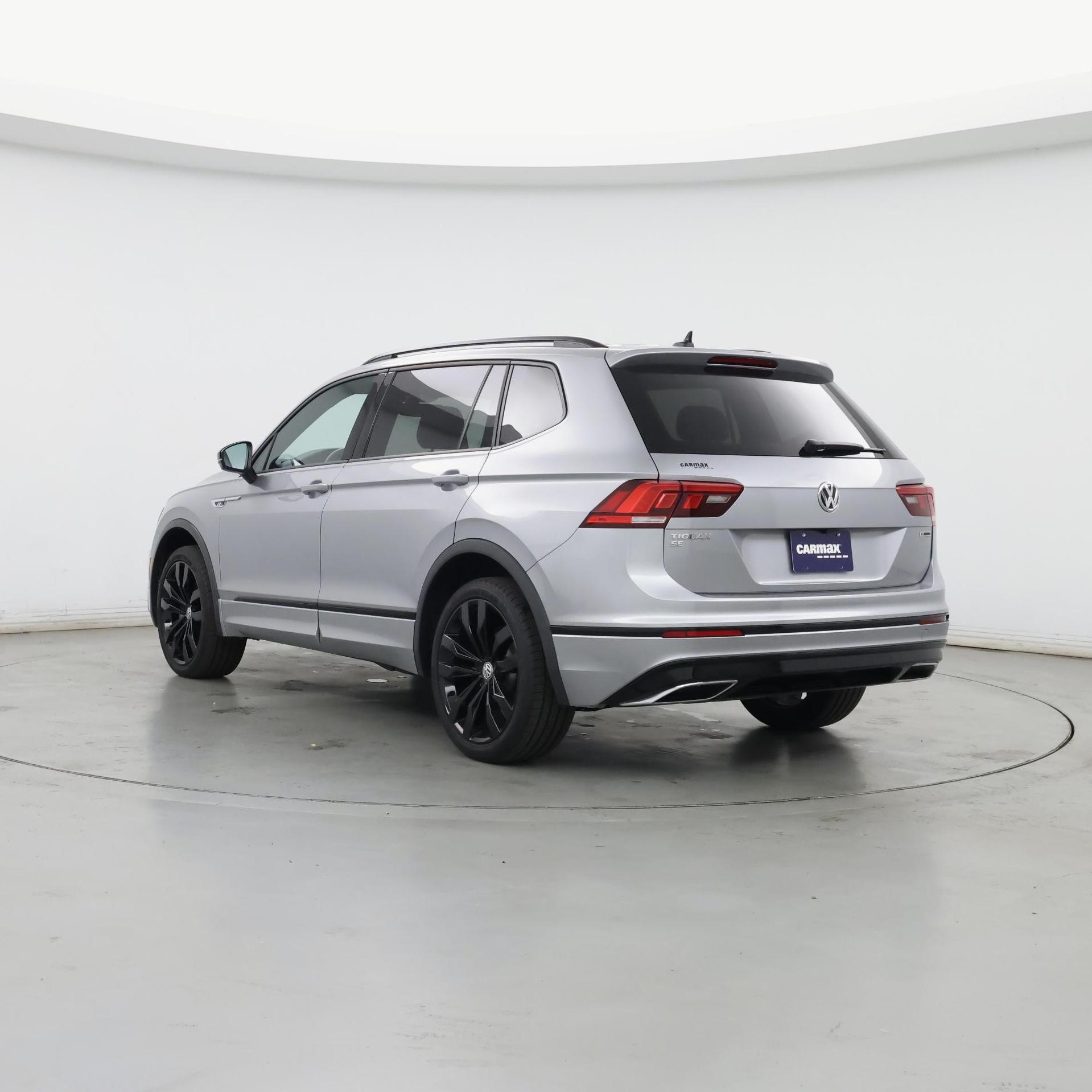 Thumbnail: 2021 Volkswagen Tiguan - 2