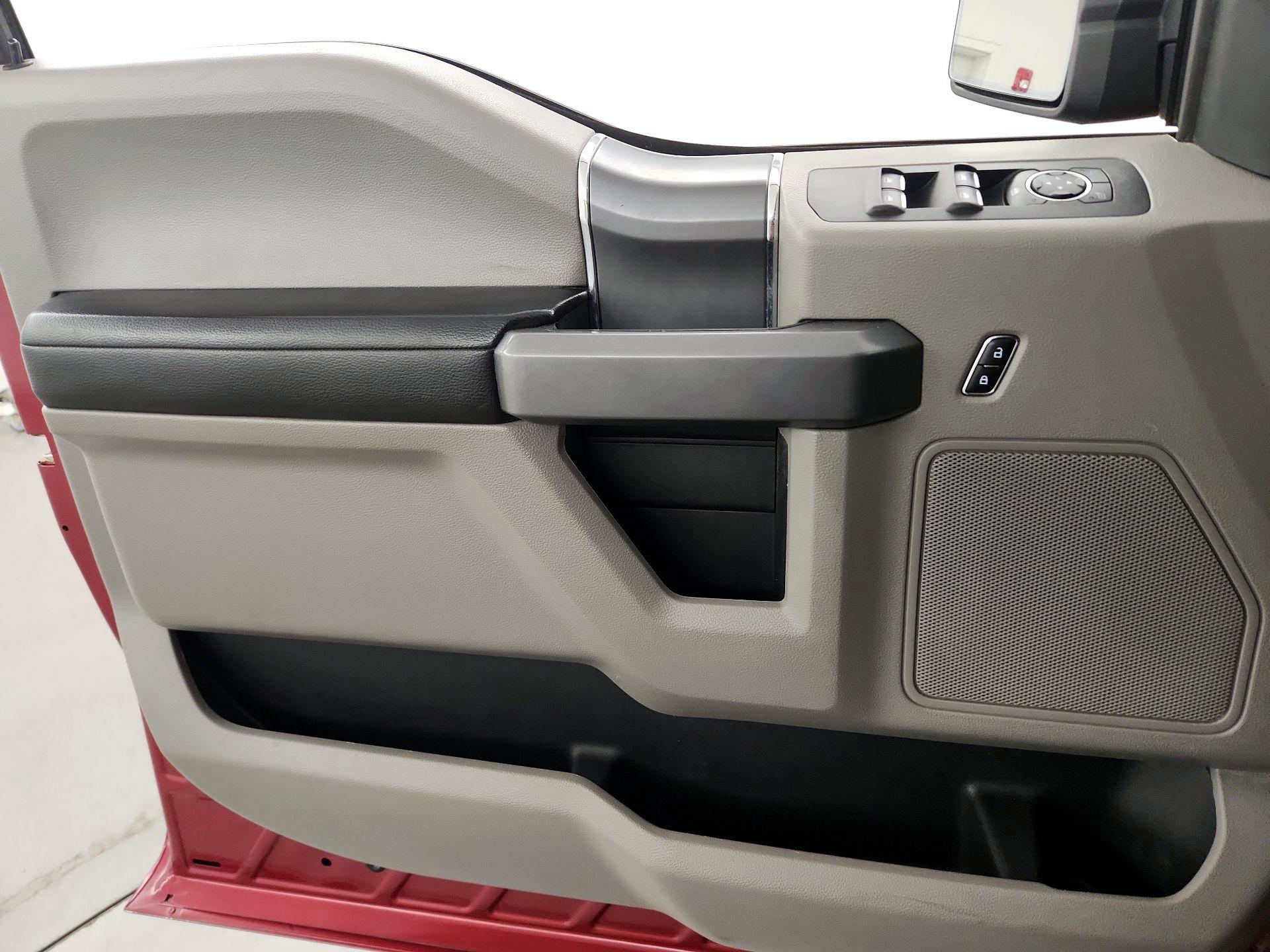 Thumbnail: 2016 Ford F-150 - 12