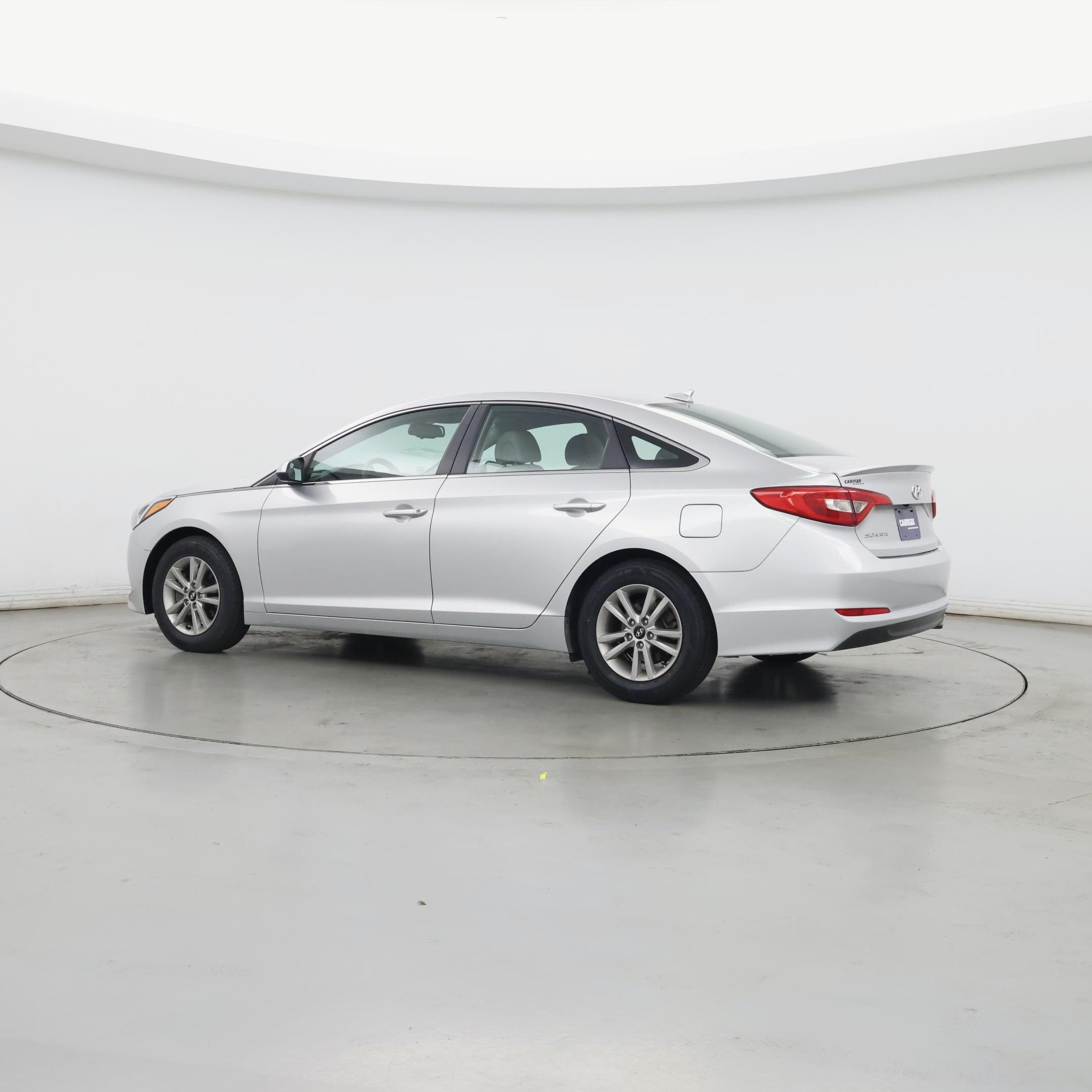 Thumbnail: 2016 Hyundai Sonata - 3