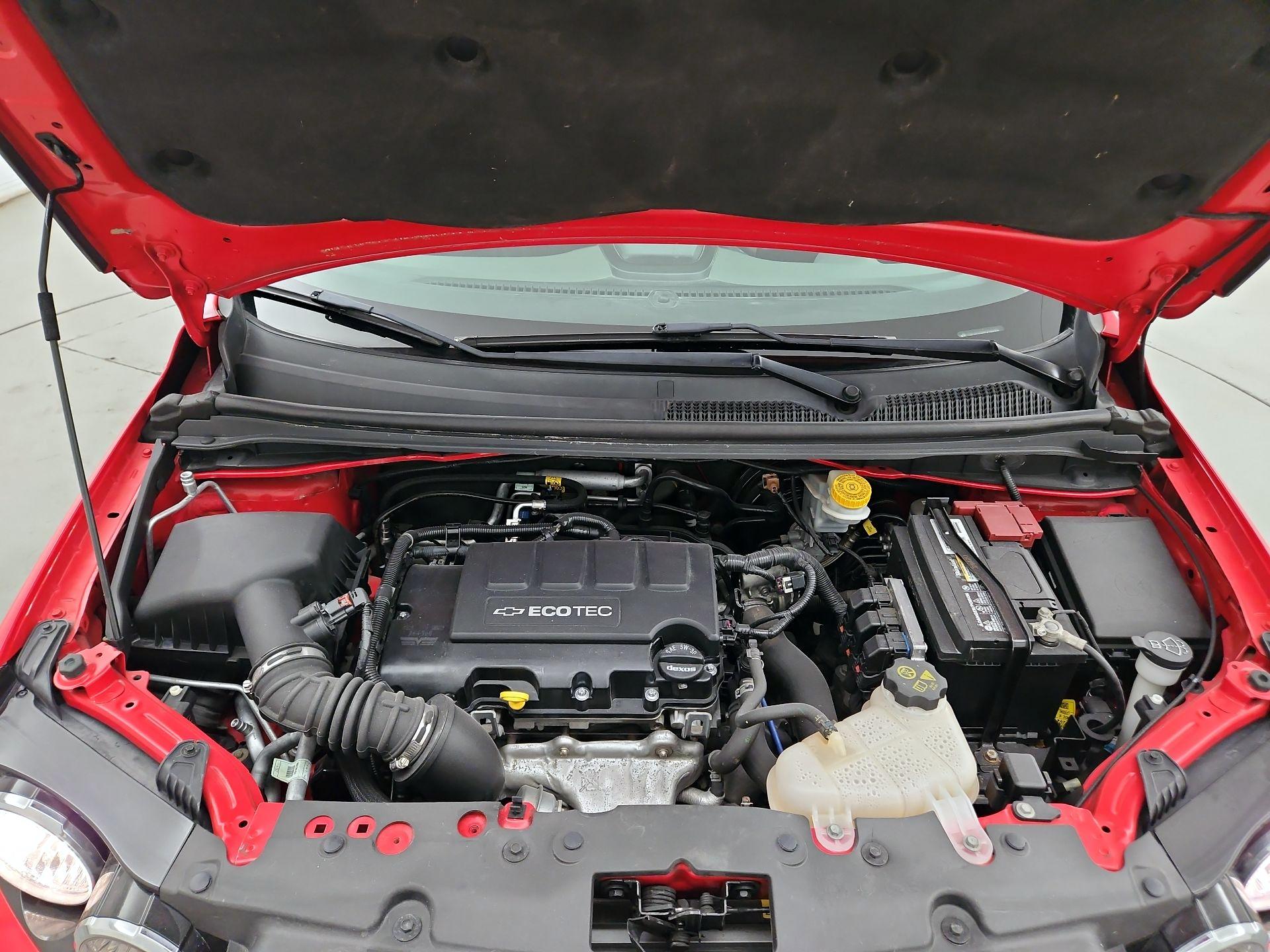 Thumbnail: 2014 Chevrolet Sonic - 20