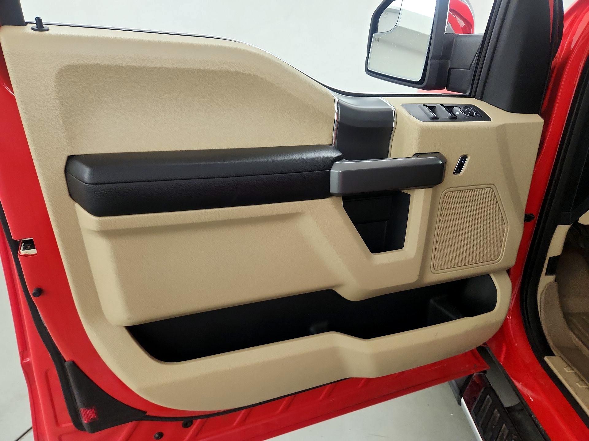 Thumbnail: 2016 Ford F-150 - 12