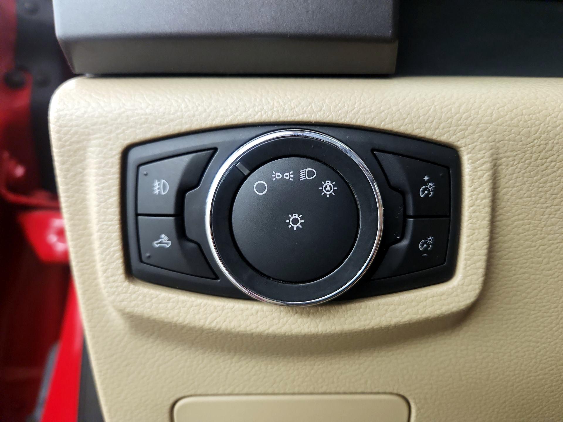 Thumbnail: 2016 Ford F-150 - 13