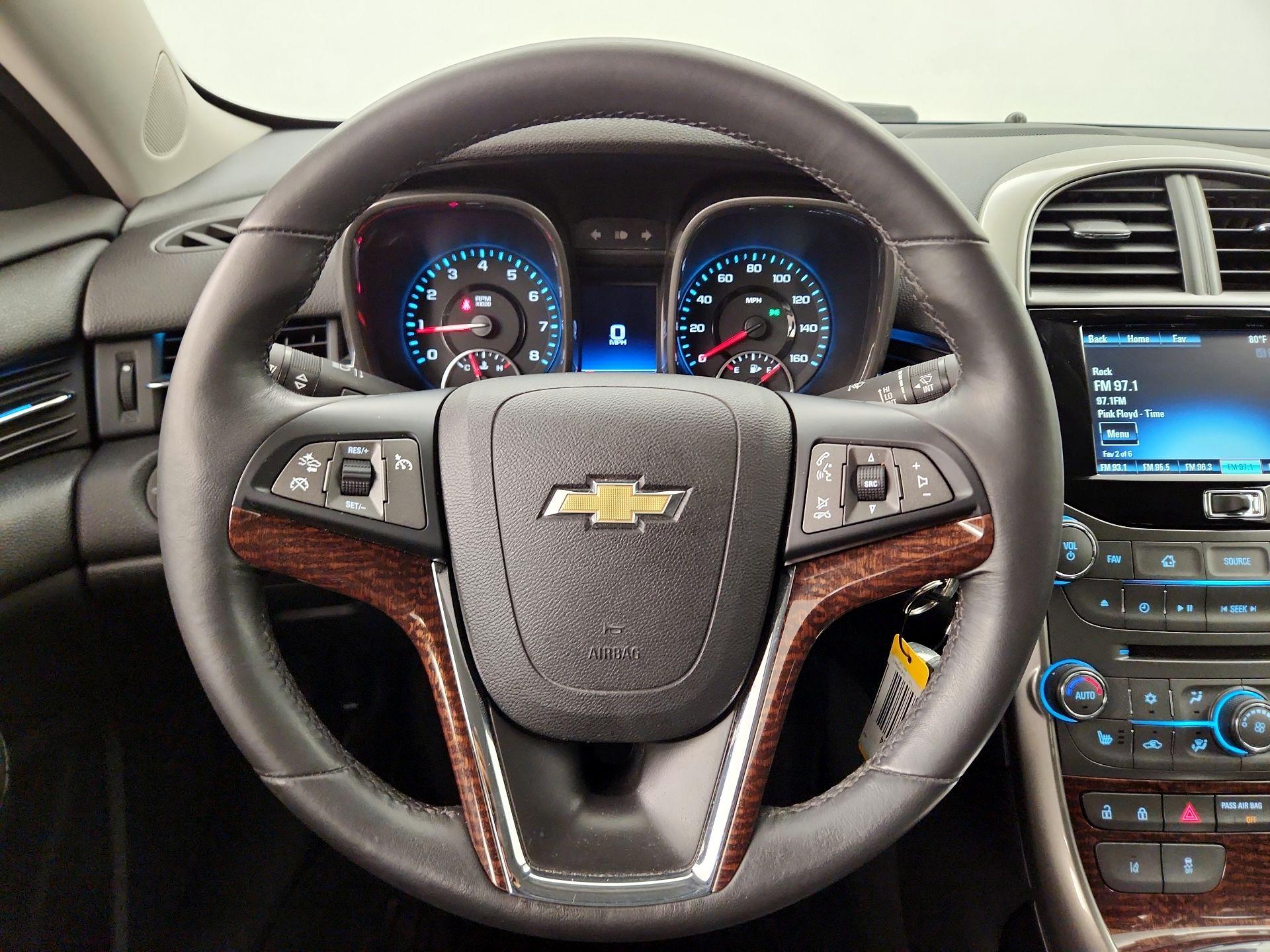 Thumbnail: 2013 Chevrolet Malibu - 10