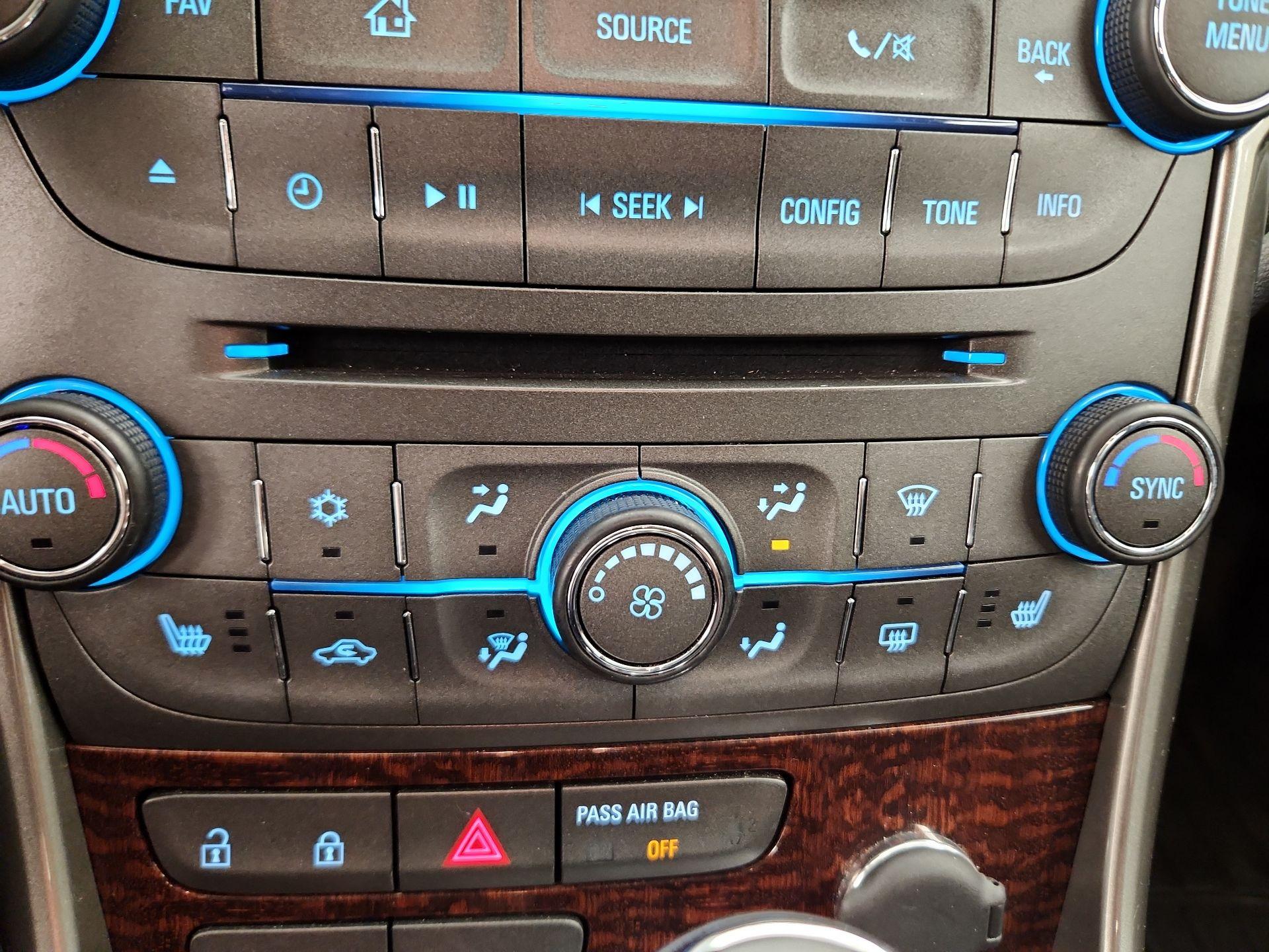 Thumbnail: 2013 Chevrolet Malibu - 16