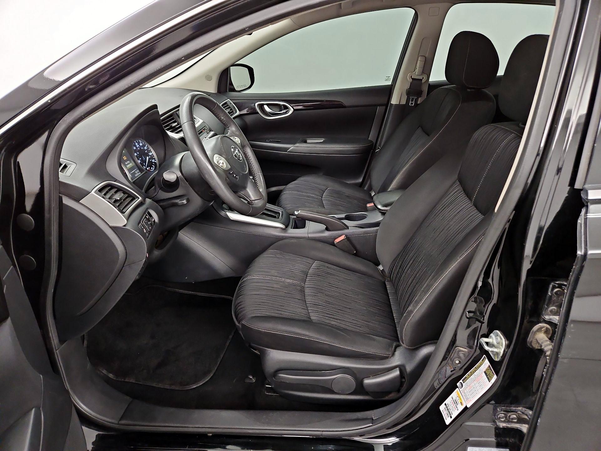 Thumbnail: 2017 Nissan Sentra - 11