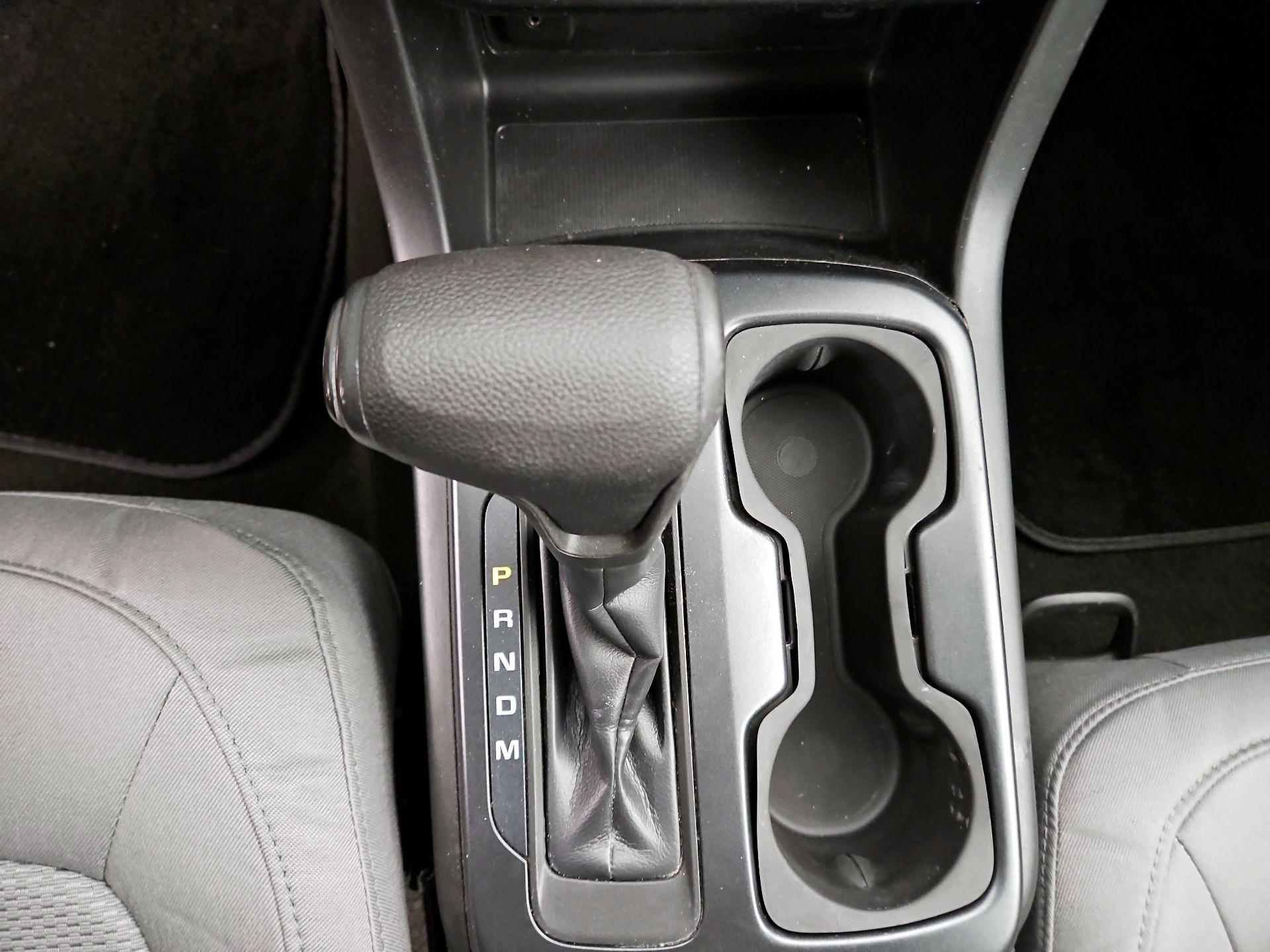 Thumbnail: 2015 Chevrolet Colorado - 17