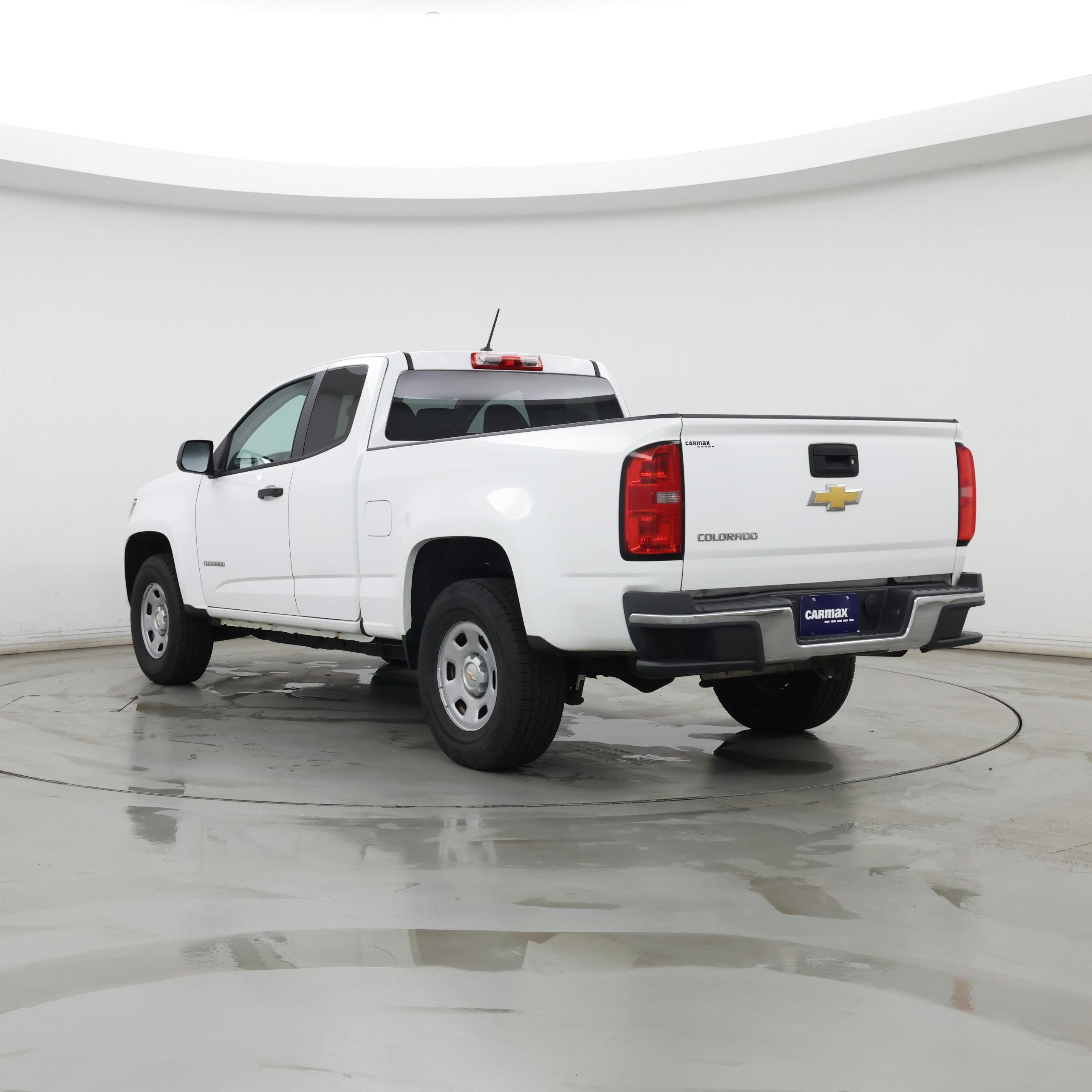 Thumbnail: 2015 Chevrolet Colorado - 2