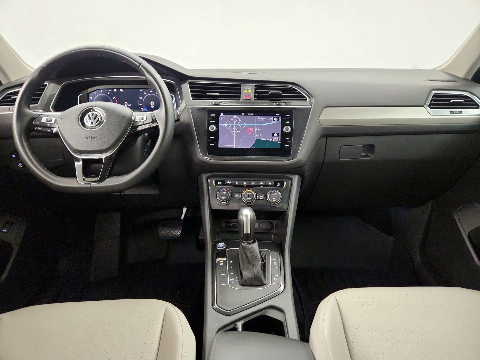 Thumbnail: 2020 Volkswagen Tiguan - 9