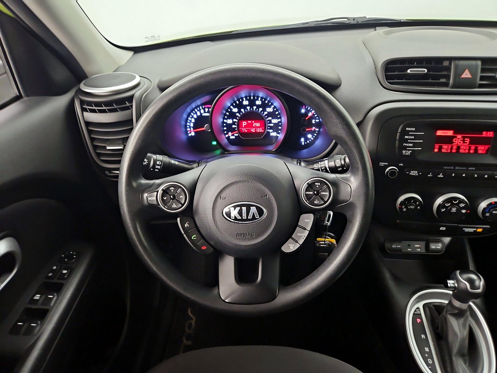 Thumbnail: 2016 Kia Soul - 10