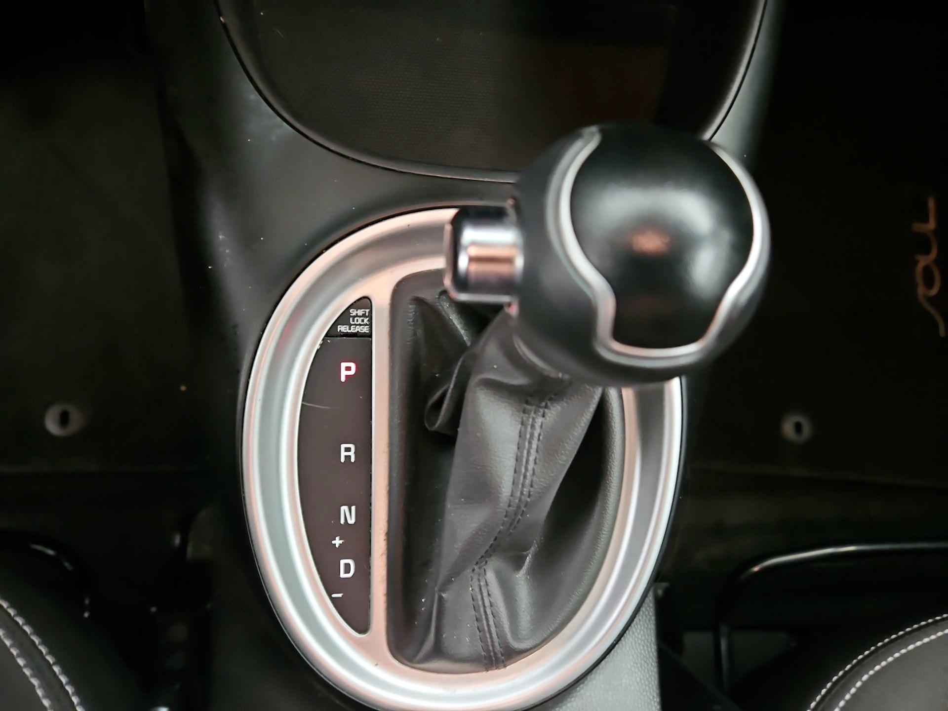 Thumbnail: 2016 Kia Soul - 16