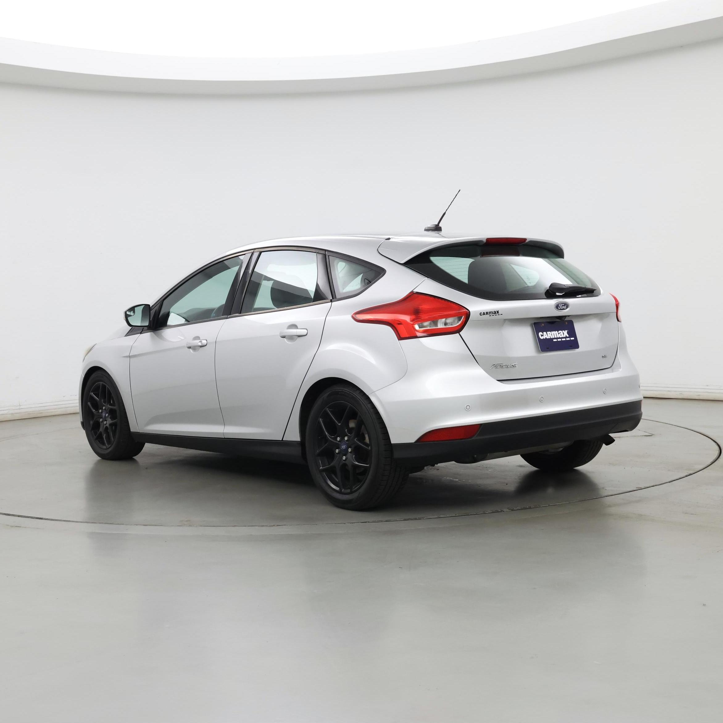 Thumbnail: 2016 Ford Focus - 2
