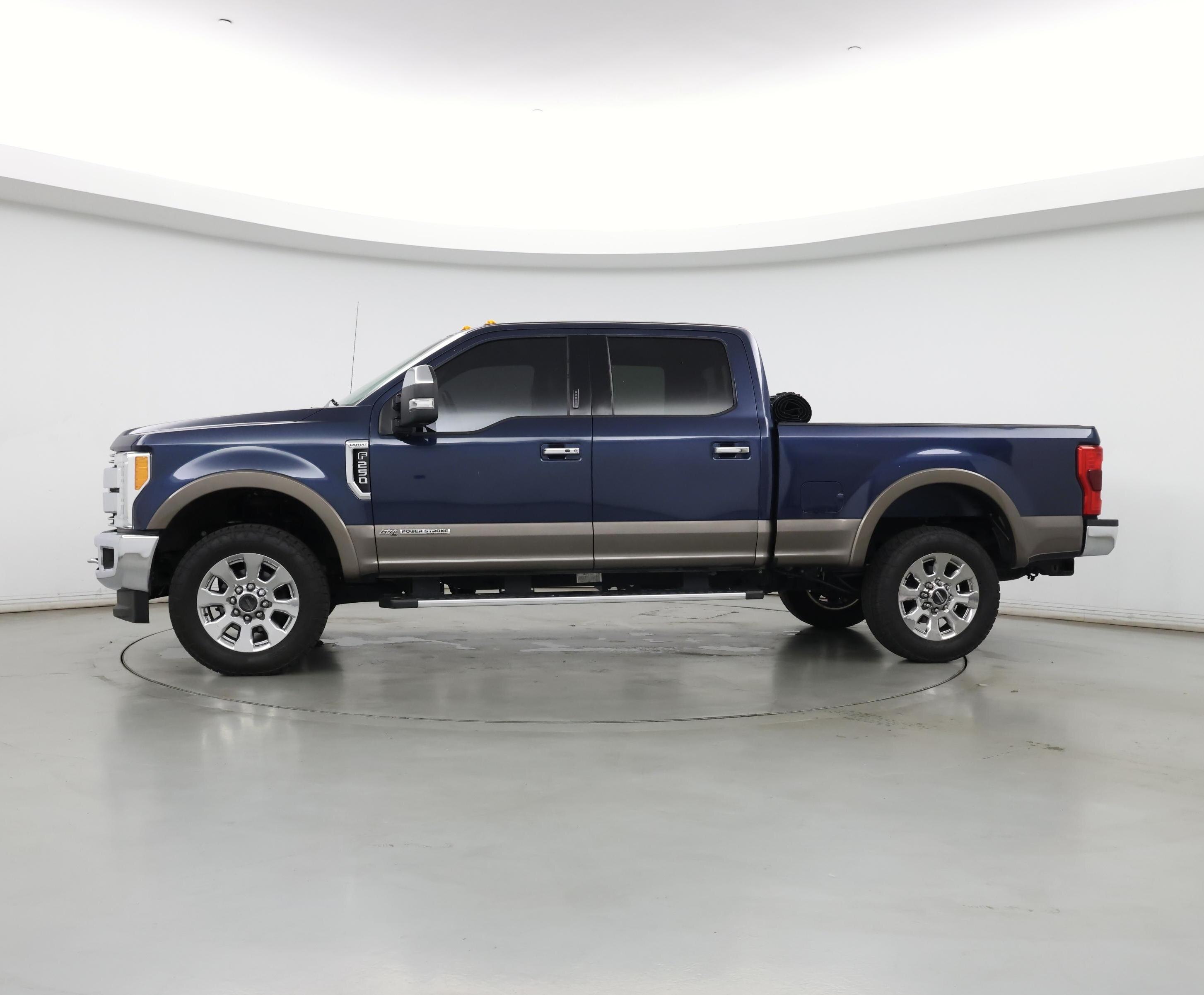 Thumbnail: 2018 Ford F-250 - 3
