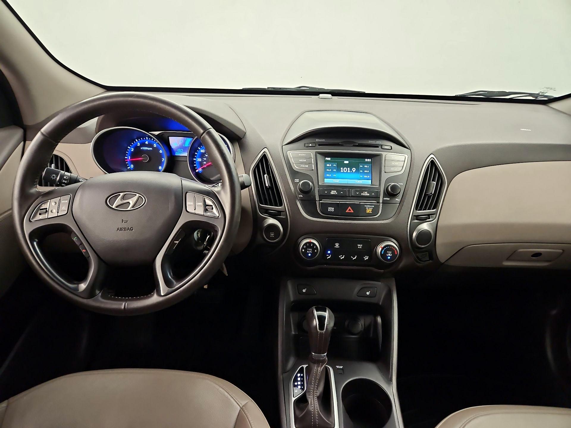 Thumbnail: 2014 Hyundai Tucson - 9