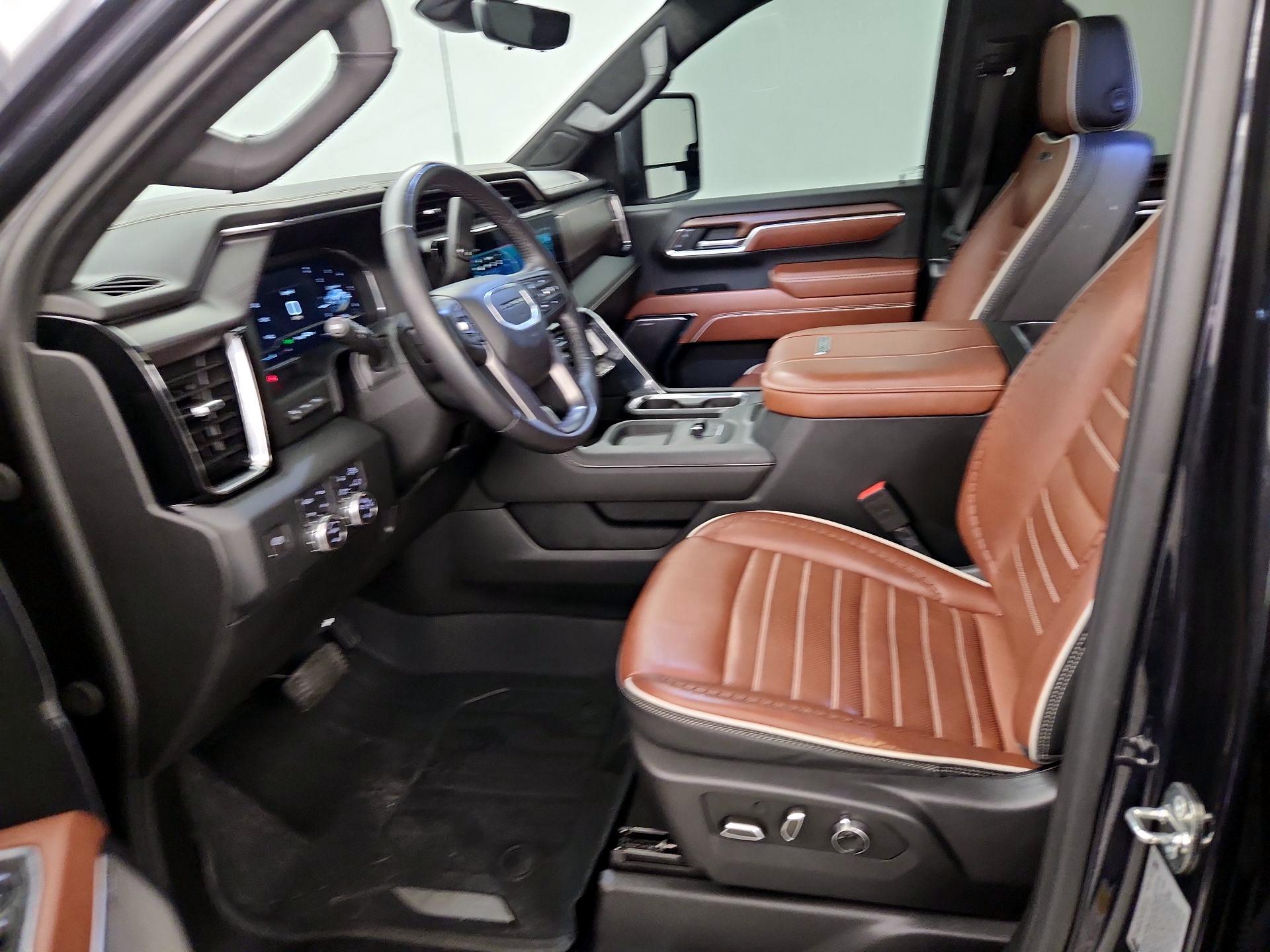 Thumbnail: 2024 GMC Sierra 2500 - 11