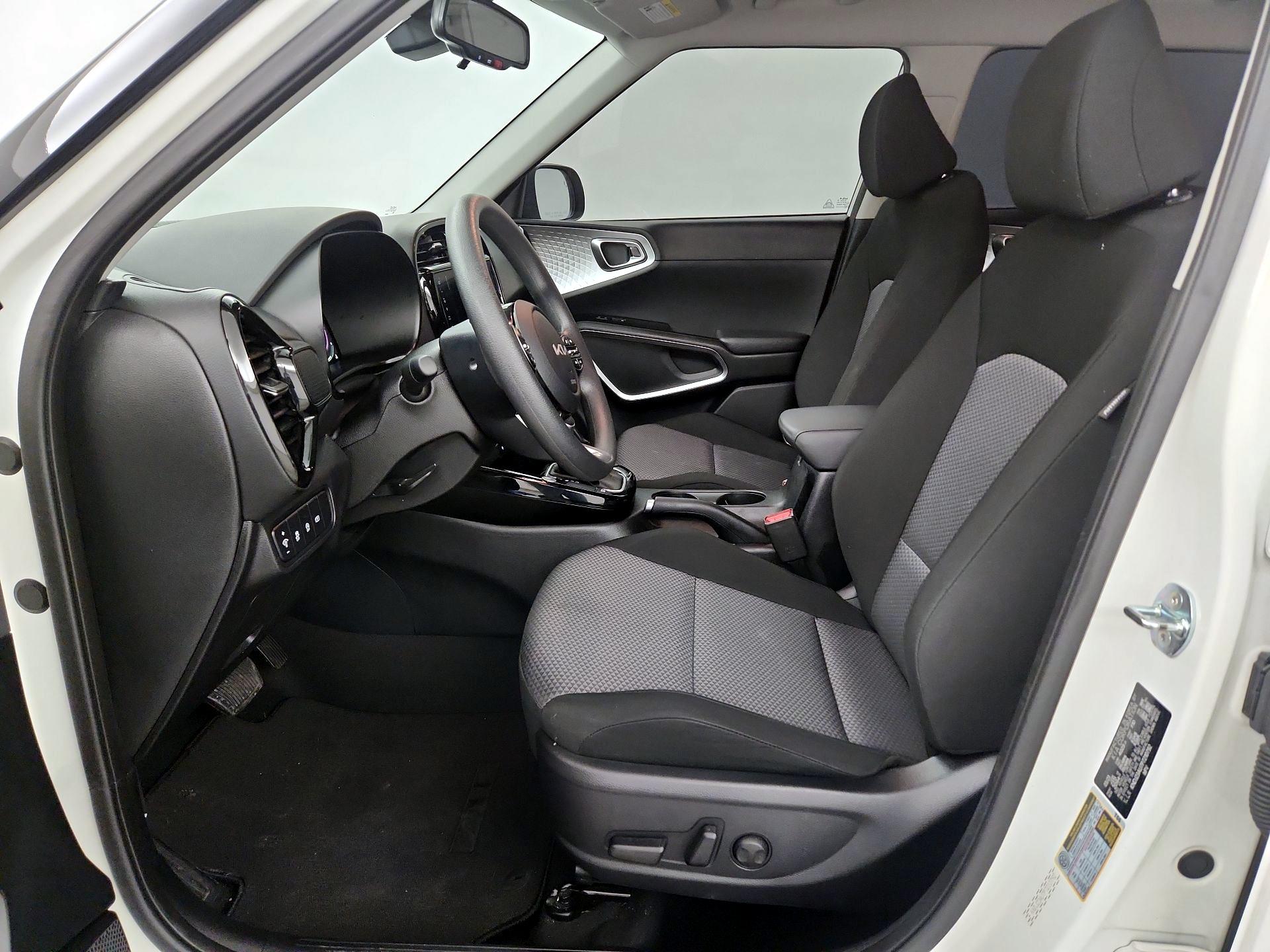 Thumbnail: 2023 Kia Soul - 11