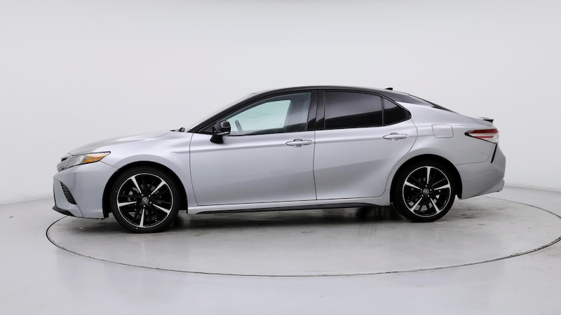 2019 Toyota Camry XSE 3