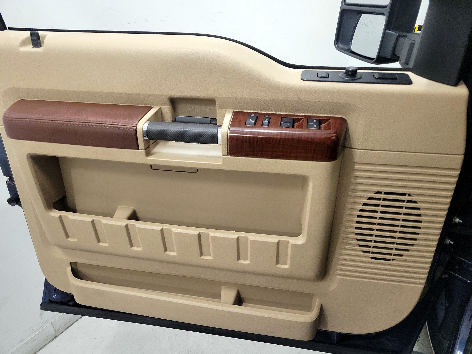 Thumbnail: 2013 Ford F-250 - 12