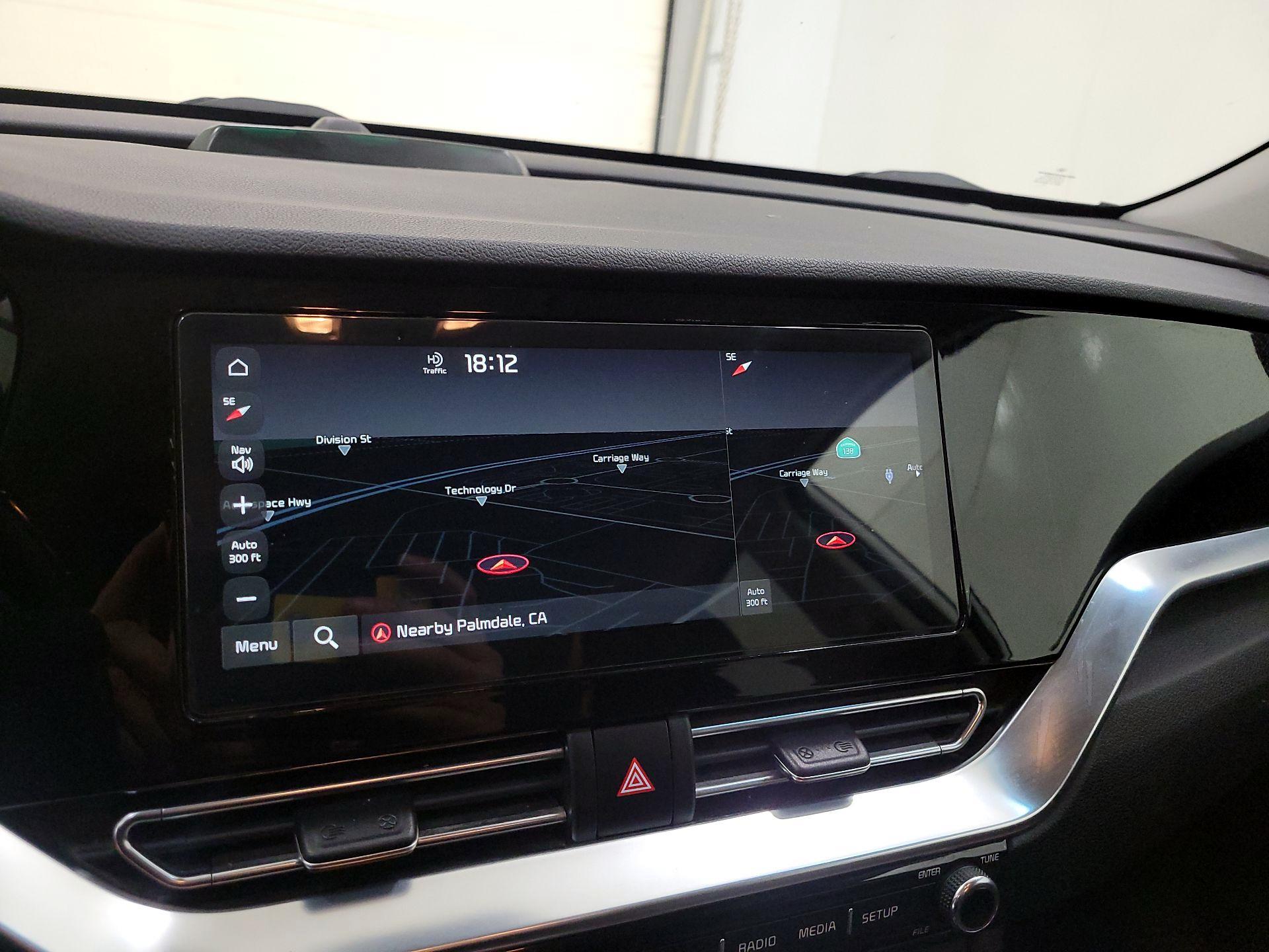 Thumbnail: 2022 Kia Niro - 14