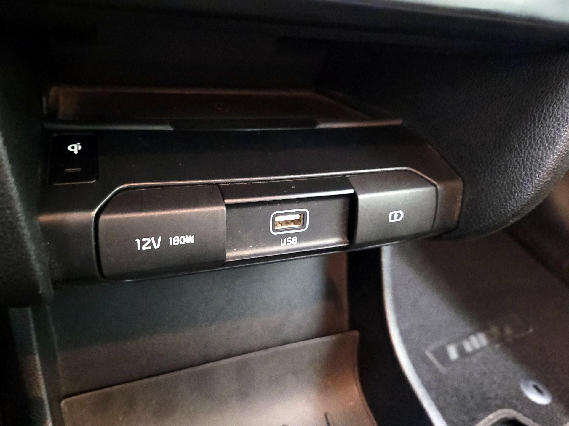 Thumbnail: 2022 Kia Niro - 19