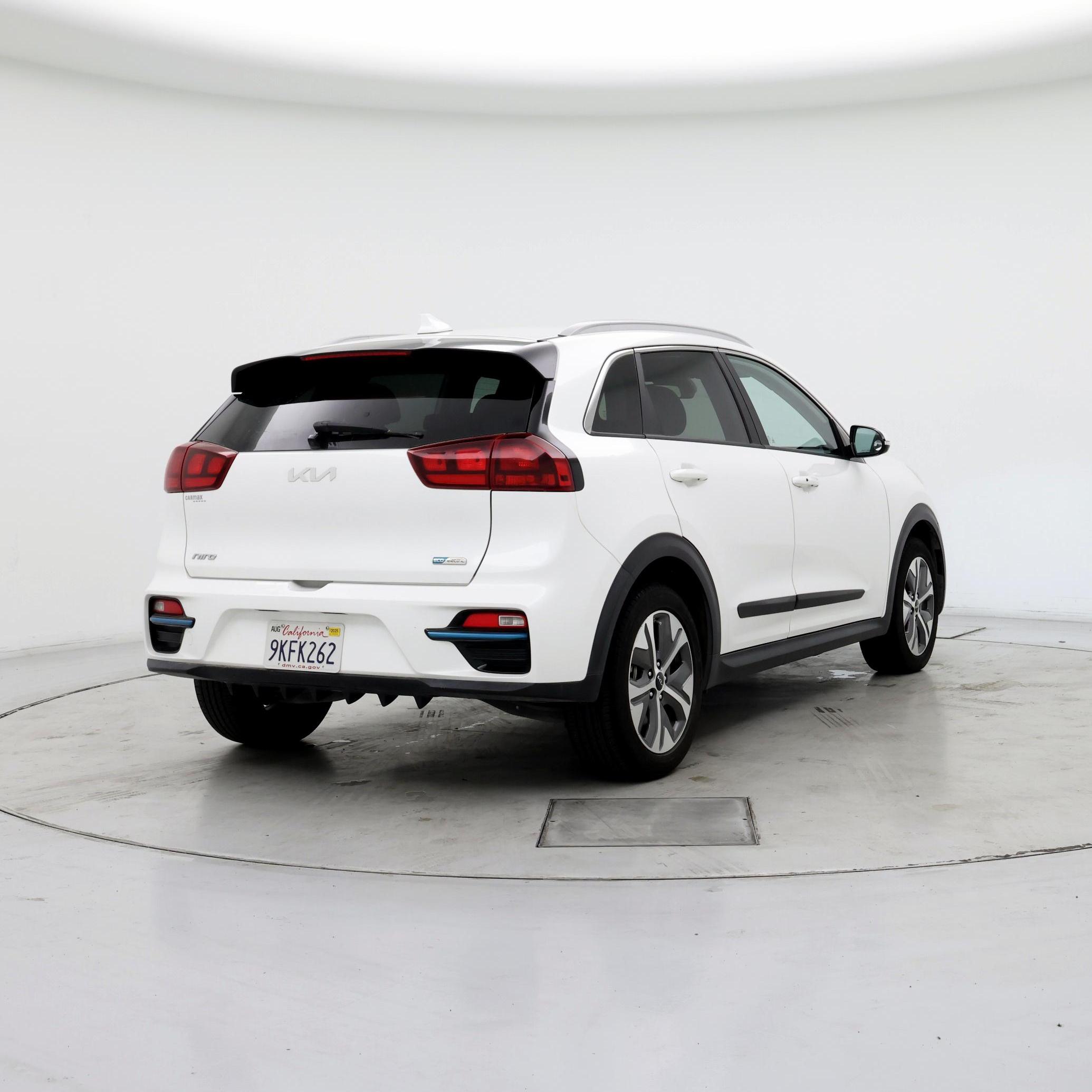 Thumbnail: 2022 Kia Niro - 8