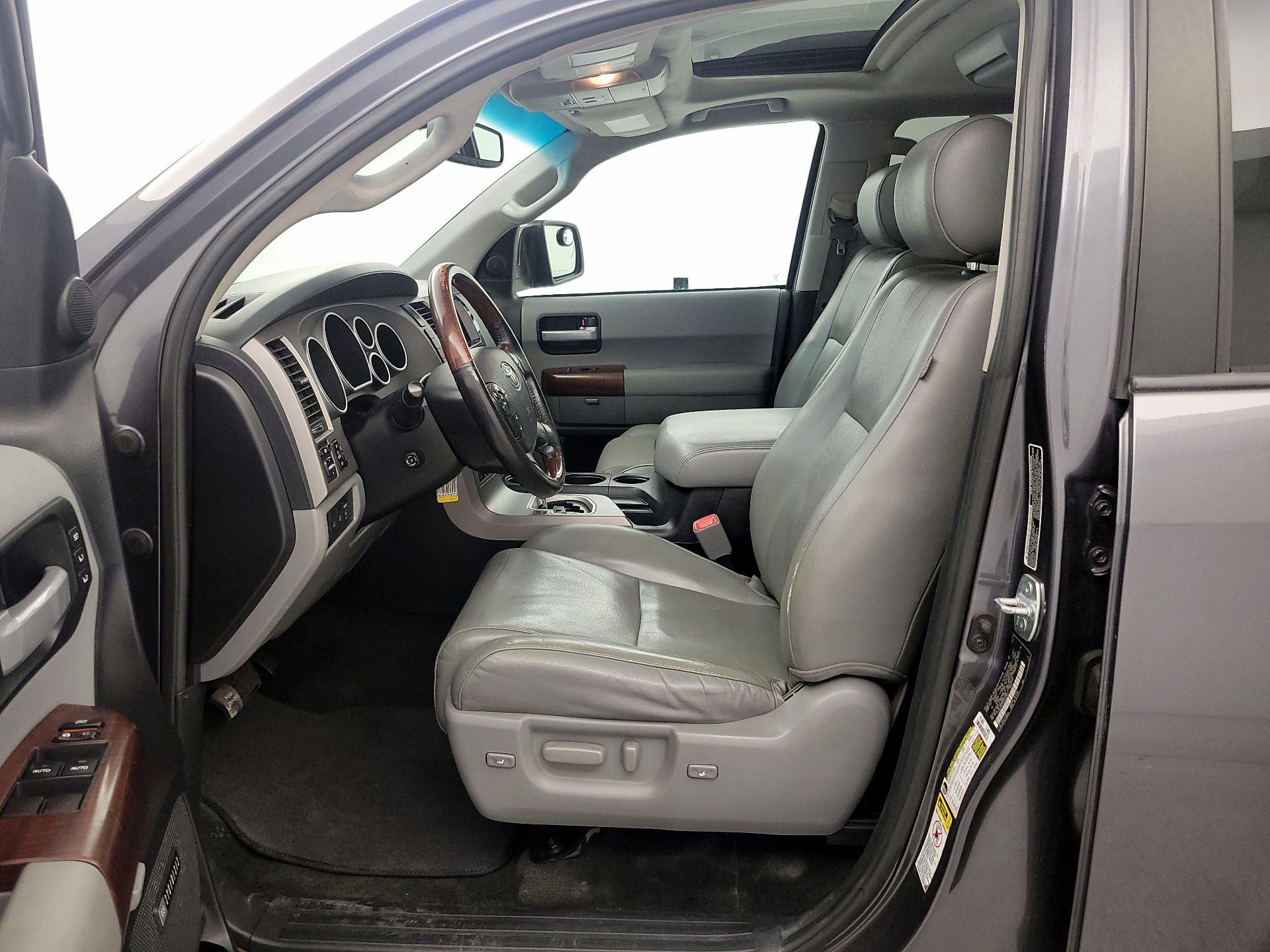 Thumbnail: 2013 Toyota Sequoia - 11