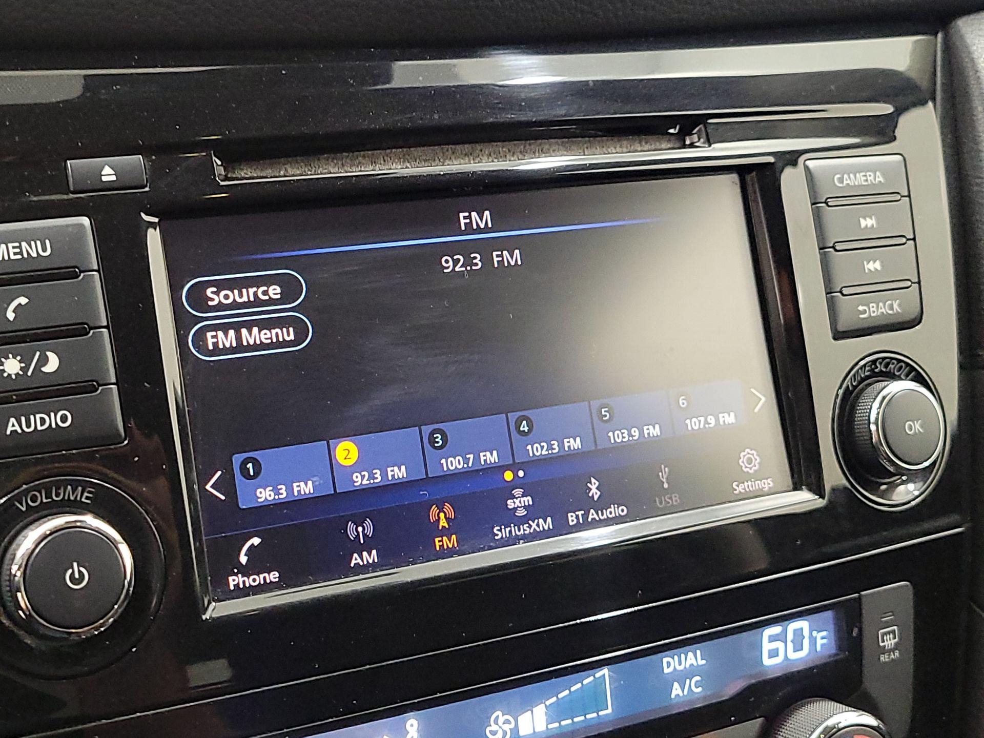 Thumbnail: 2019 Nissan Rogue - 15