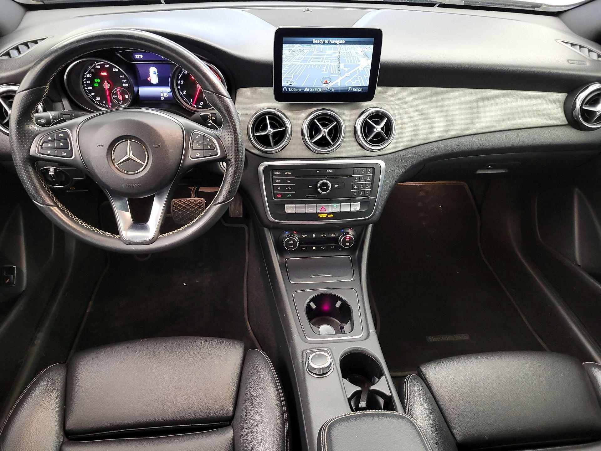 Thumbnail: 2018 Mercedes-Benz GLA - 9