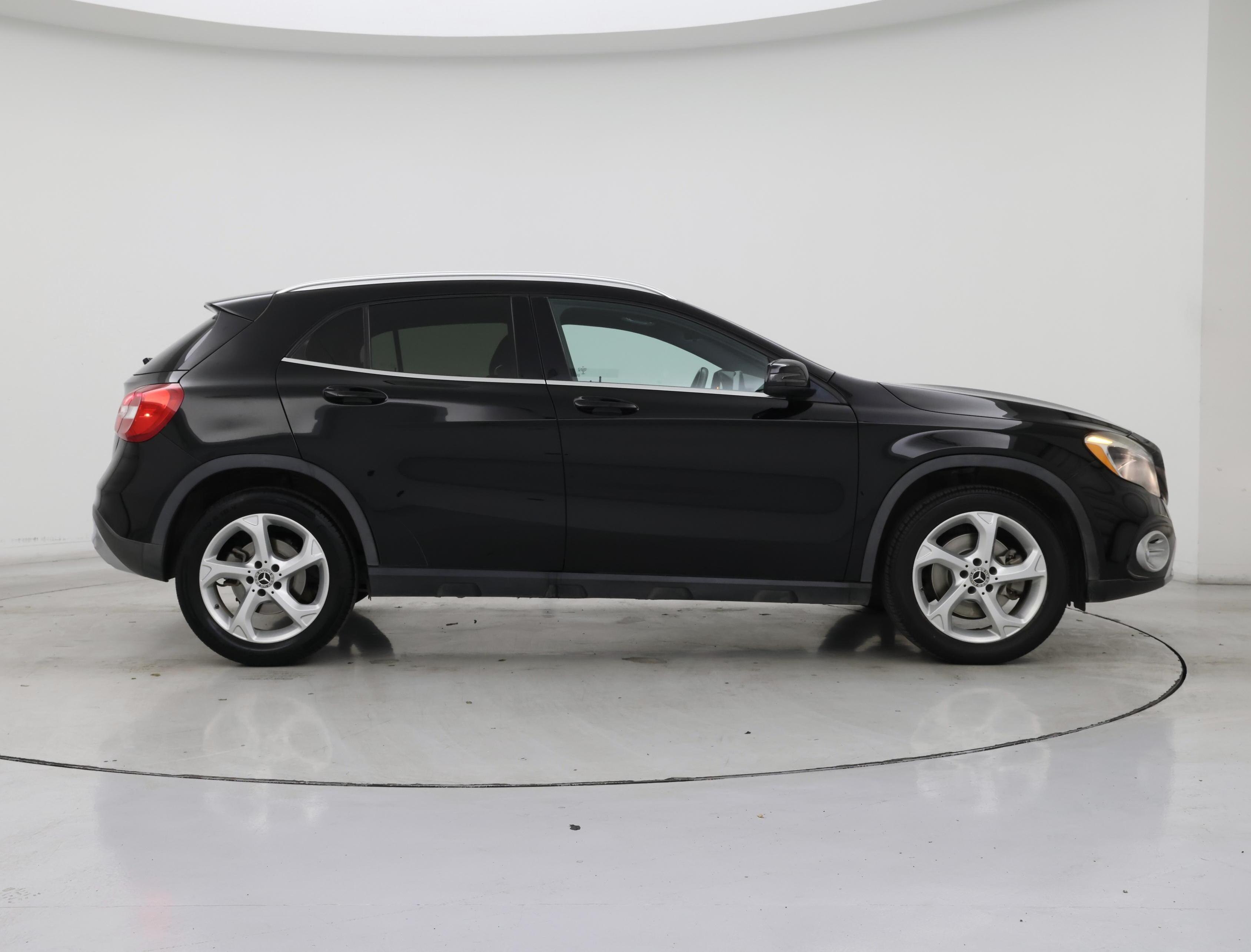 Thumbnail: 2018 Mercedes-Benz GLA - 7