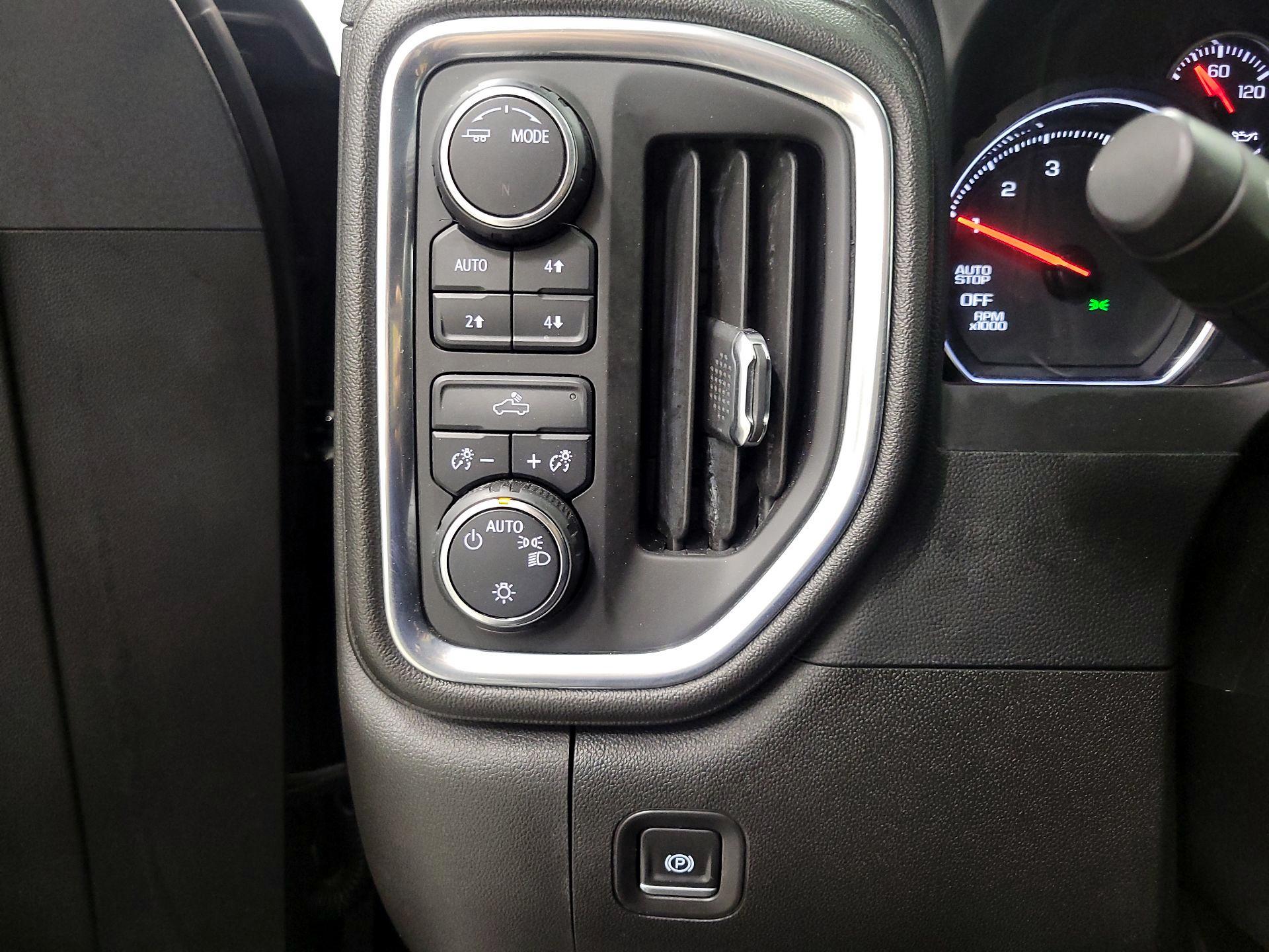 Thumbnail: 2022 Chevrolet Silverado 1500 - 13