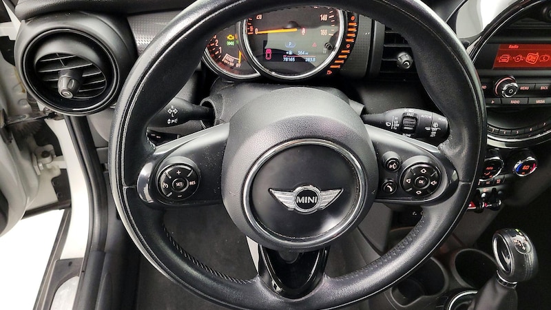 2015 MINI Cooper Hardtop  10