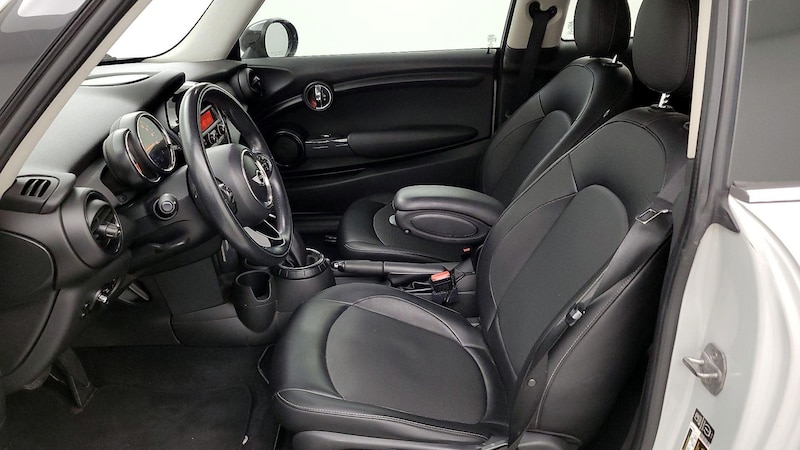 2015 MINI Cooper Hardtop  11