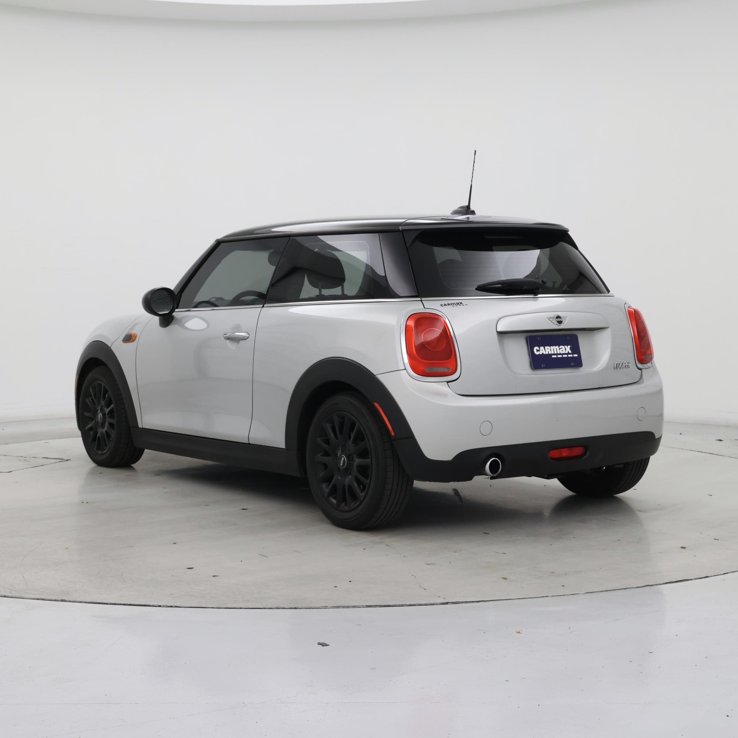 Thumbnail: 2015 MINI Cooper Hardtop - 2