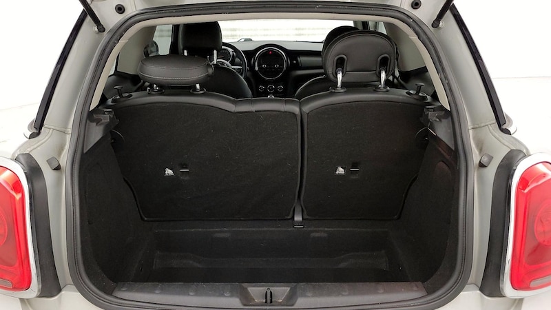 2015 MINI Cooper Hardtop  19