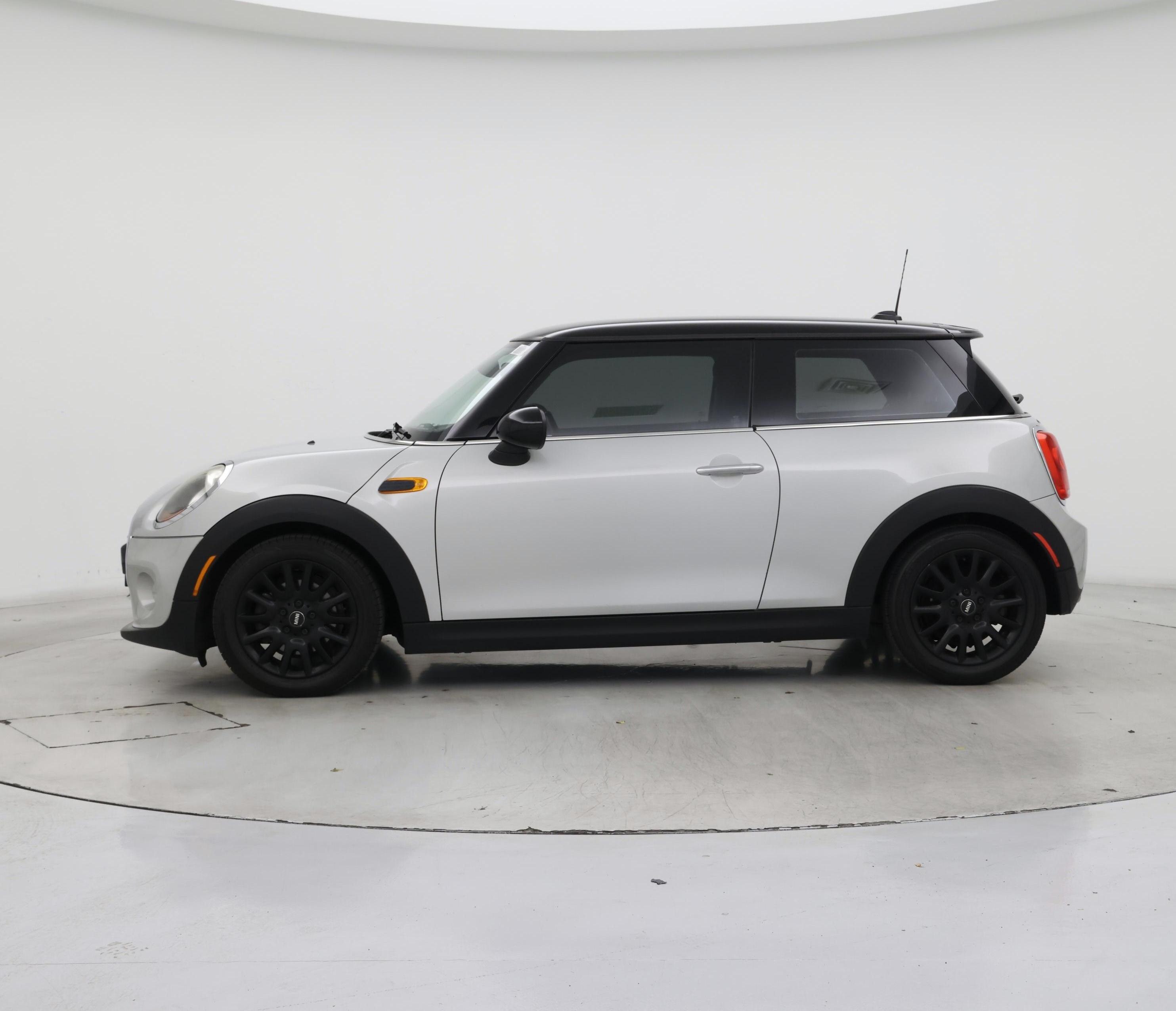 Thumbnail: 2015 MINI Cooper Hardtop - 3