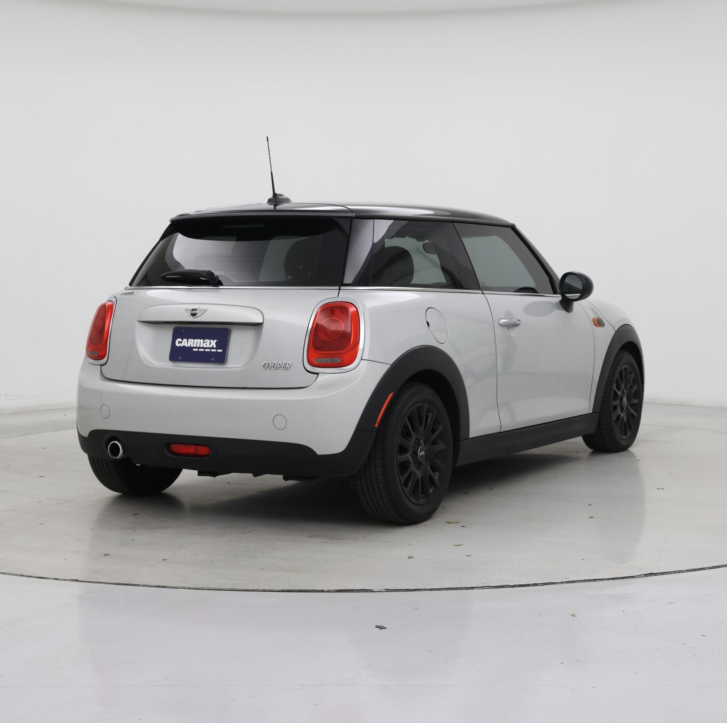 Thumbnail: 2015 MINI Cooper Hardtop - 8