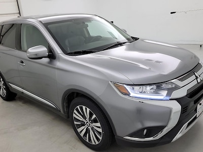 2019 Mitsubishi Outlander SE -
                Palmdale, CA
