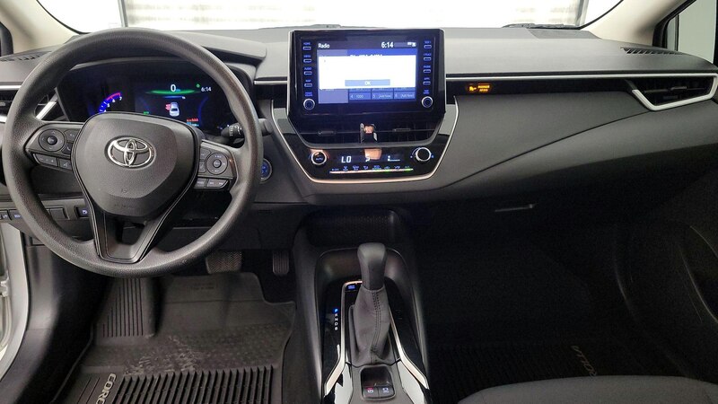 2020 Toyota Corolla LE 9