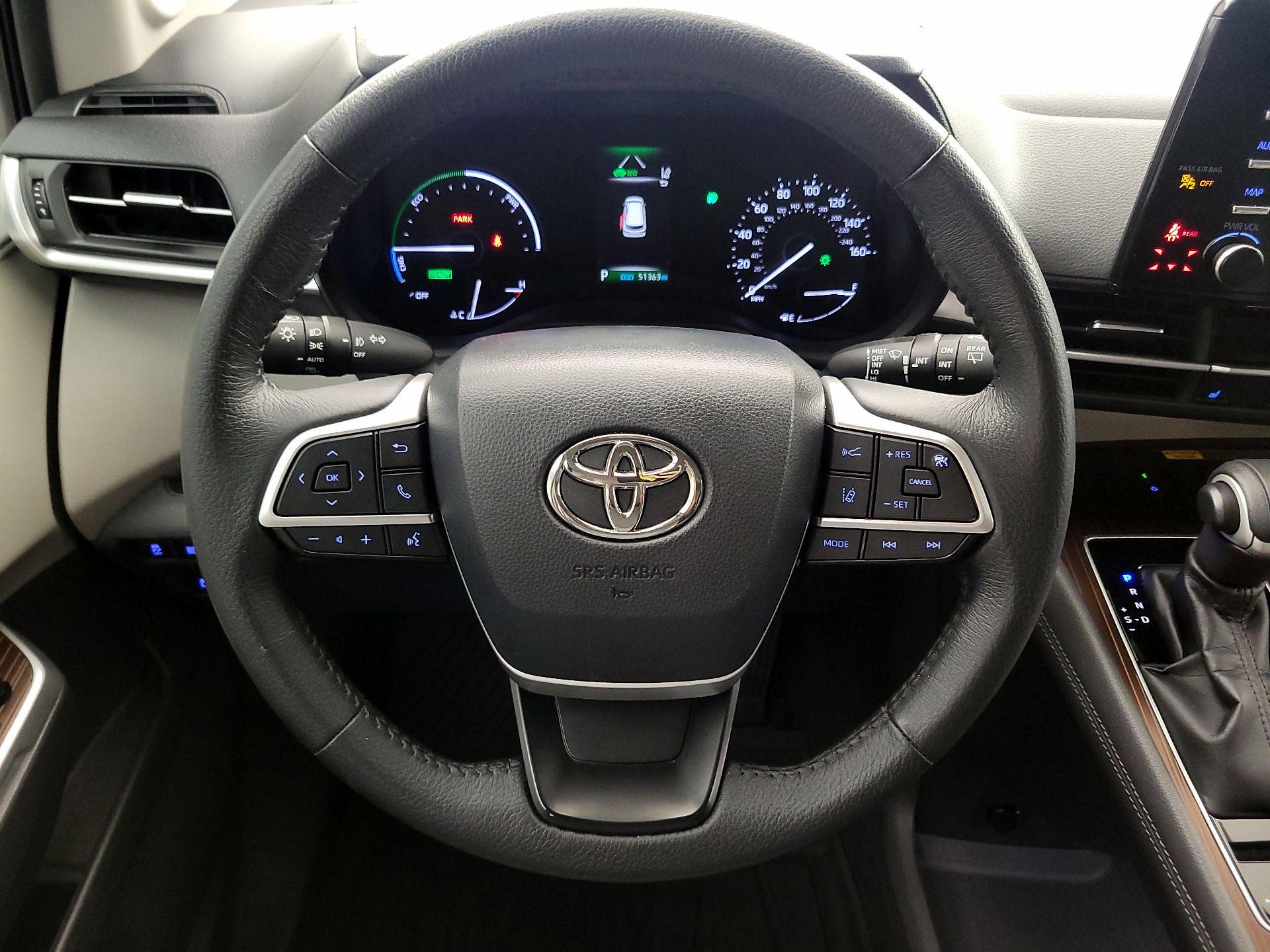 Thumbnail: 2022 Toyota Sienna - 10