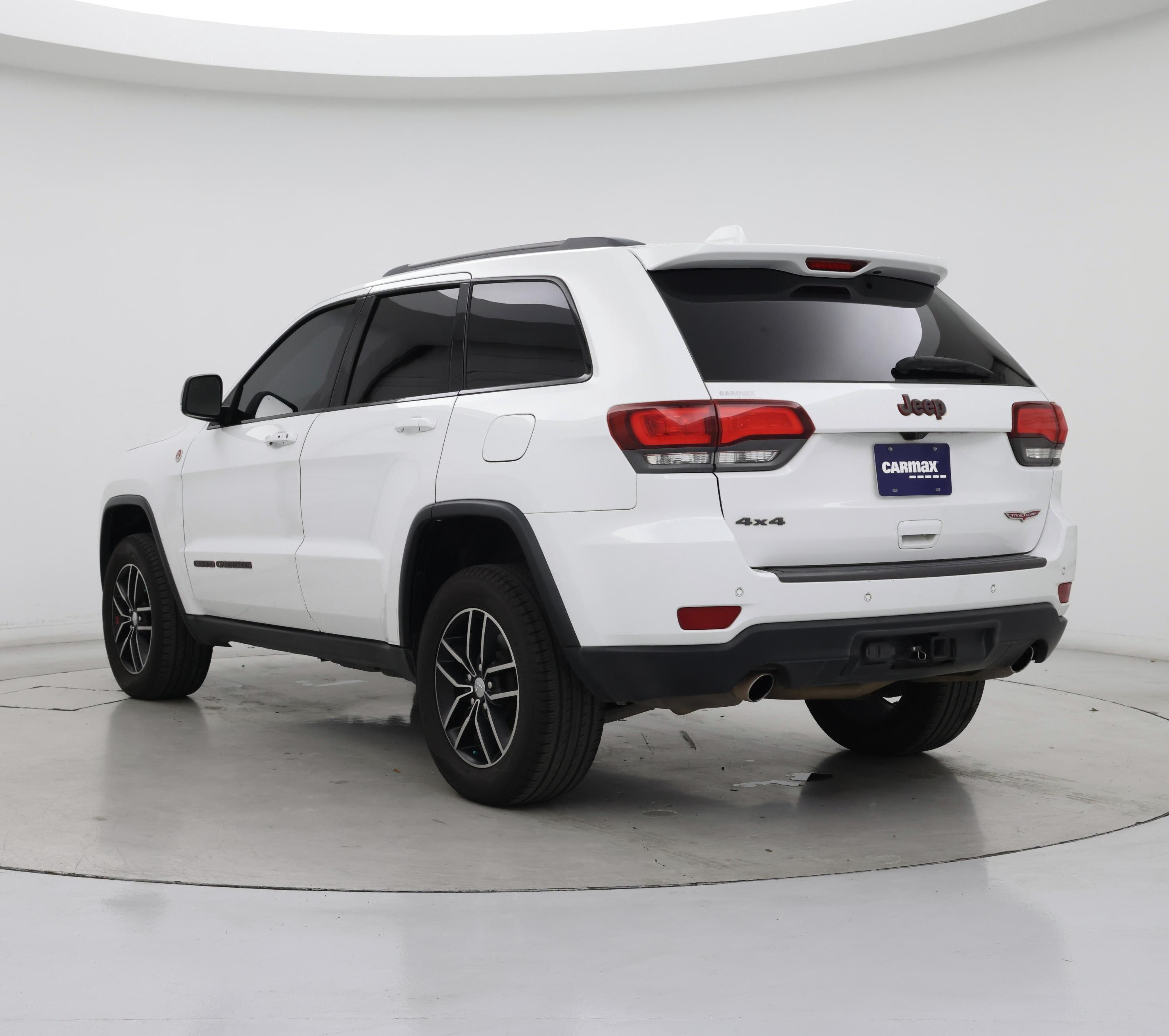 Thumbnail: 2018 Jeep Grand Cherokee - 2