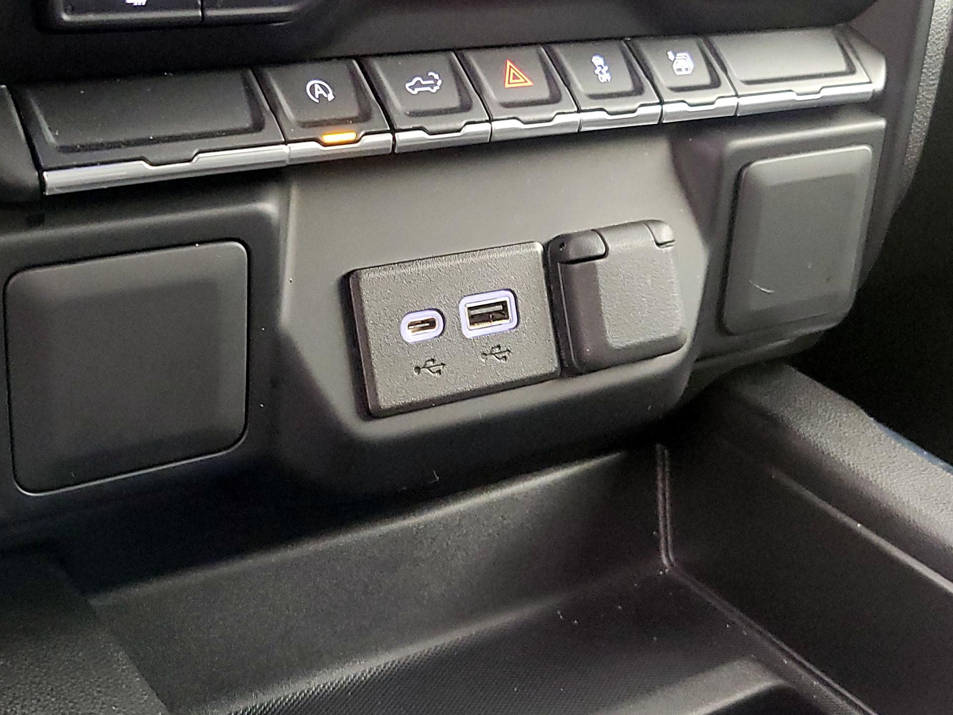 Thumbnail: 2022 GMC Sierra 1500 - 18