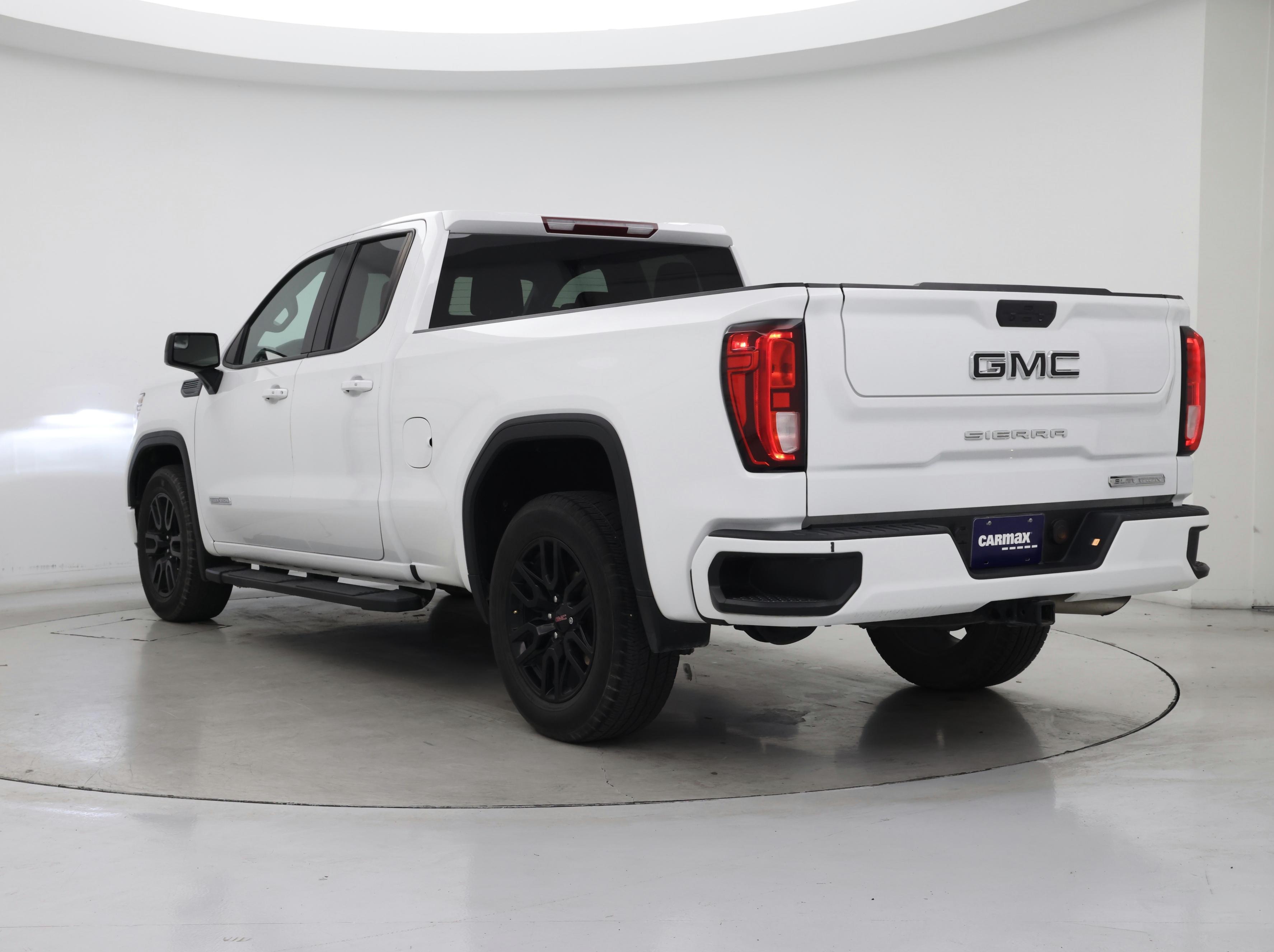 Thumbnail: 2022 GMC Sierra 1500 - 2