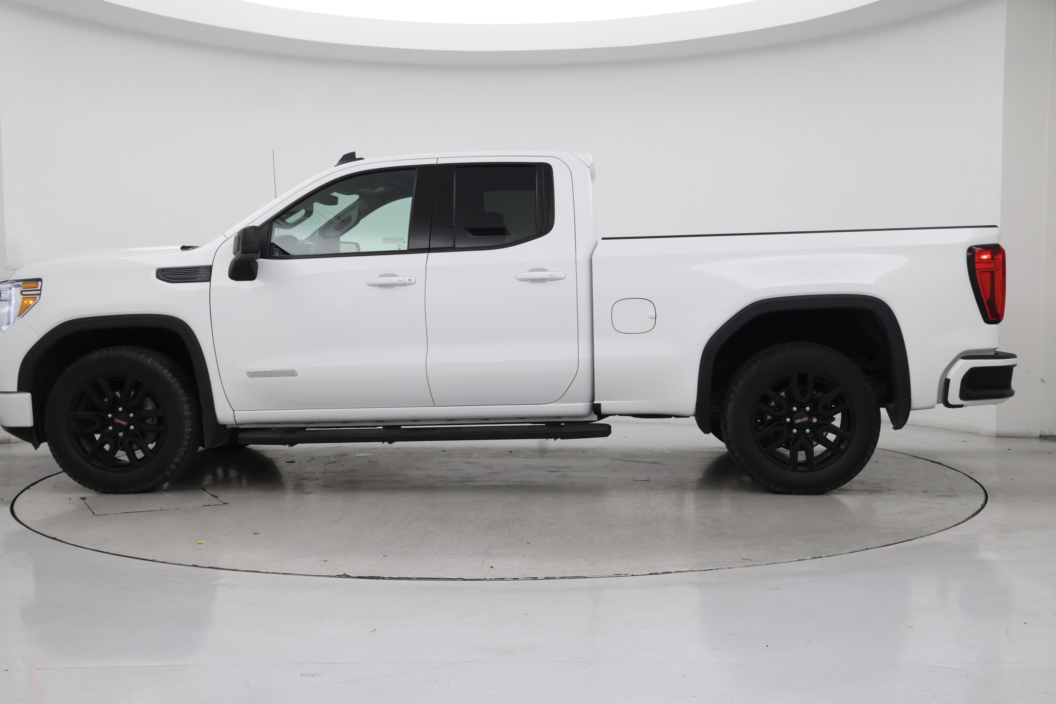 Thumbnail: 2022 GMC Sierra 1500 - 3