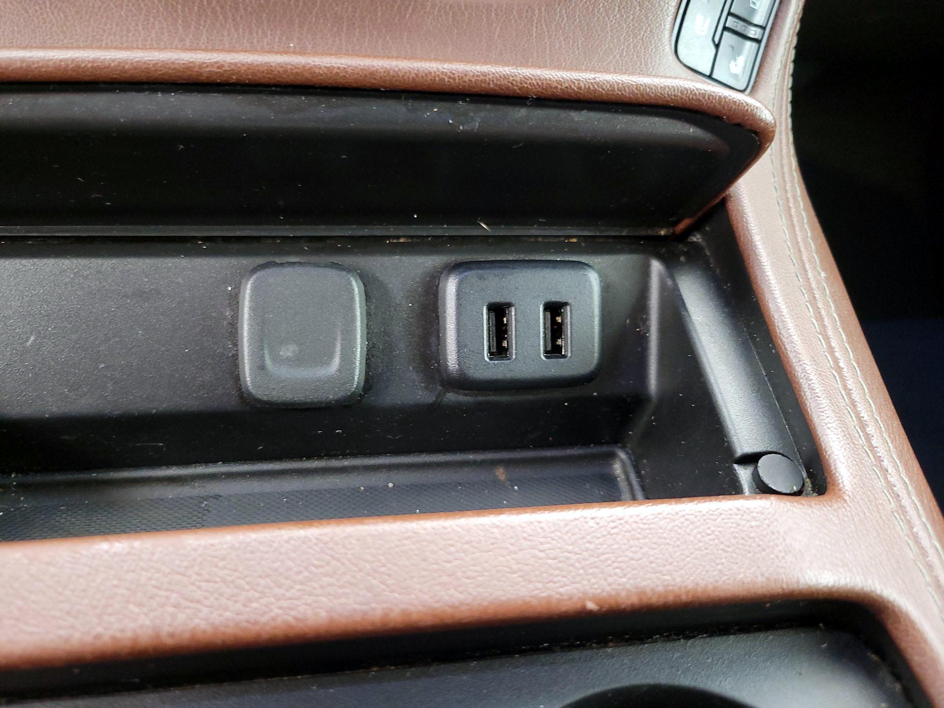 Thumbnail: 2019 Chevrolet Suburban - 18