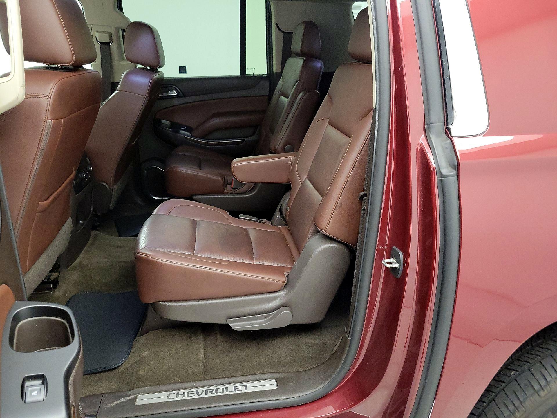 Thumbnail: 2019 Chevrolet Suburban - 20
