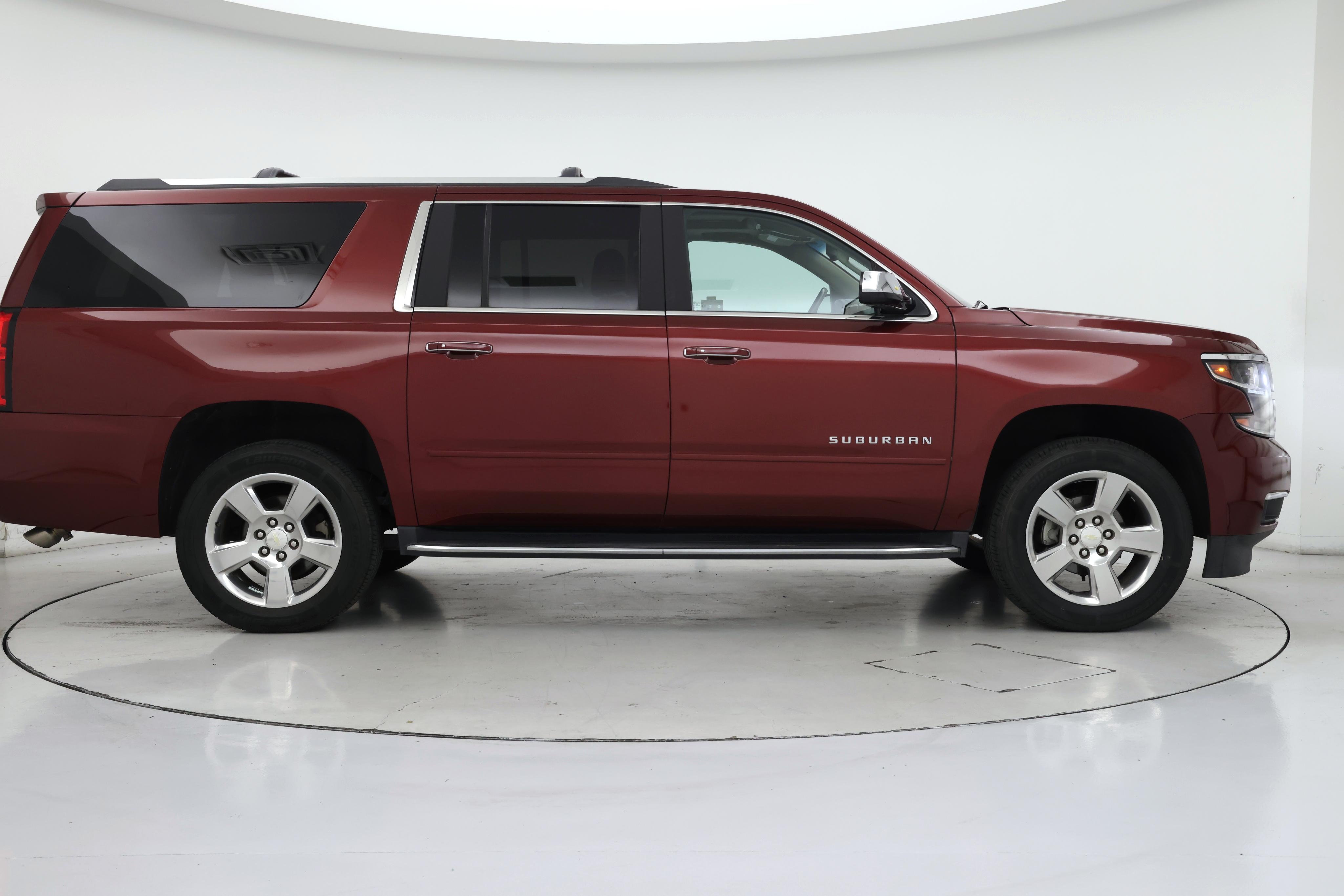Thumbnail: 2019 Chevrolet Suburban - 7