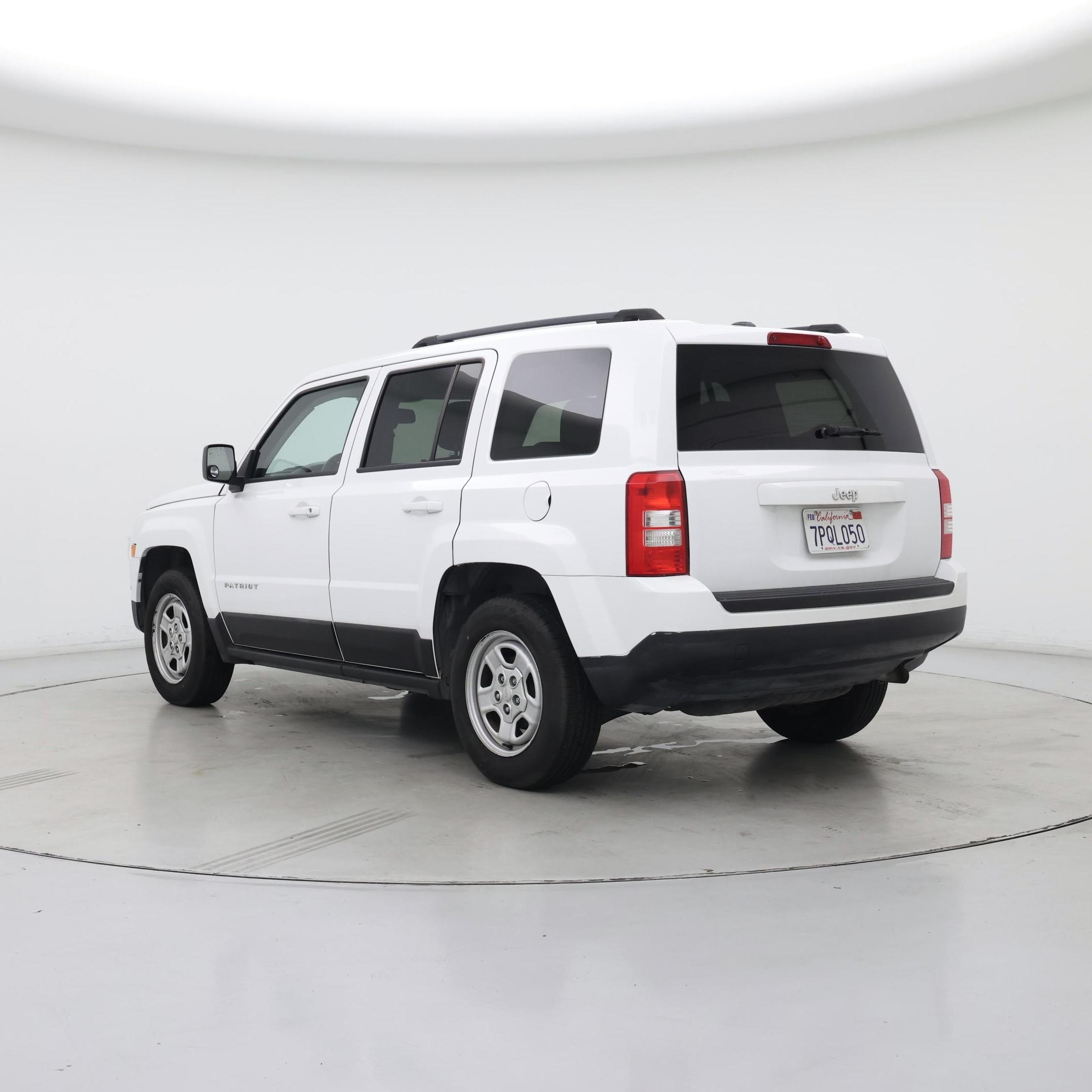 Thumbnail: 2016 Jeep Patriot - 2